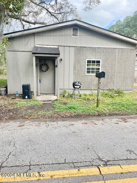 Baldwin, FL home for sale located at 621 Us Highway 90, Baldwin, FL 32234