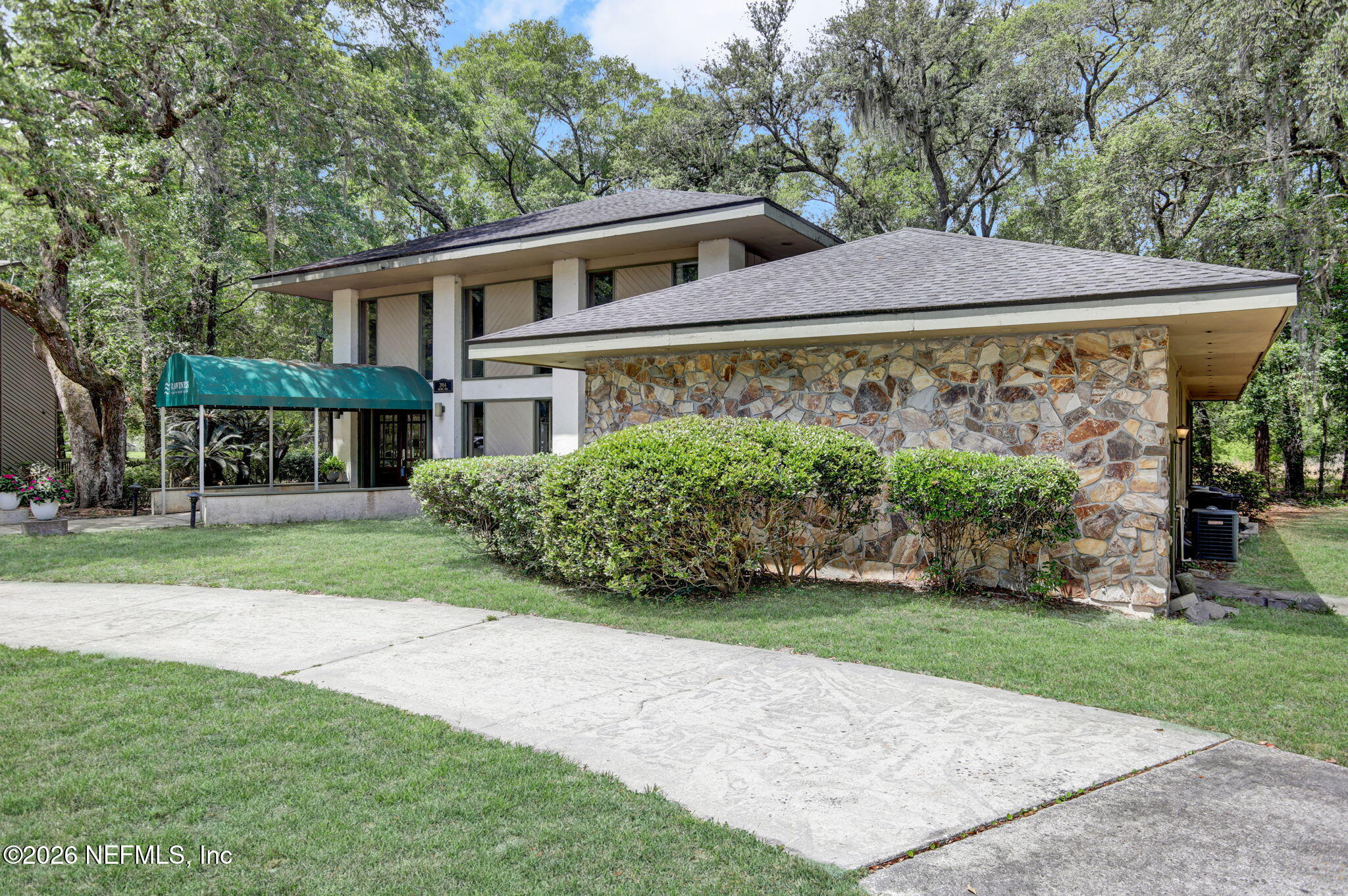 2954 RAVINES Road