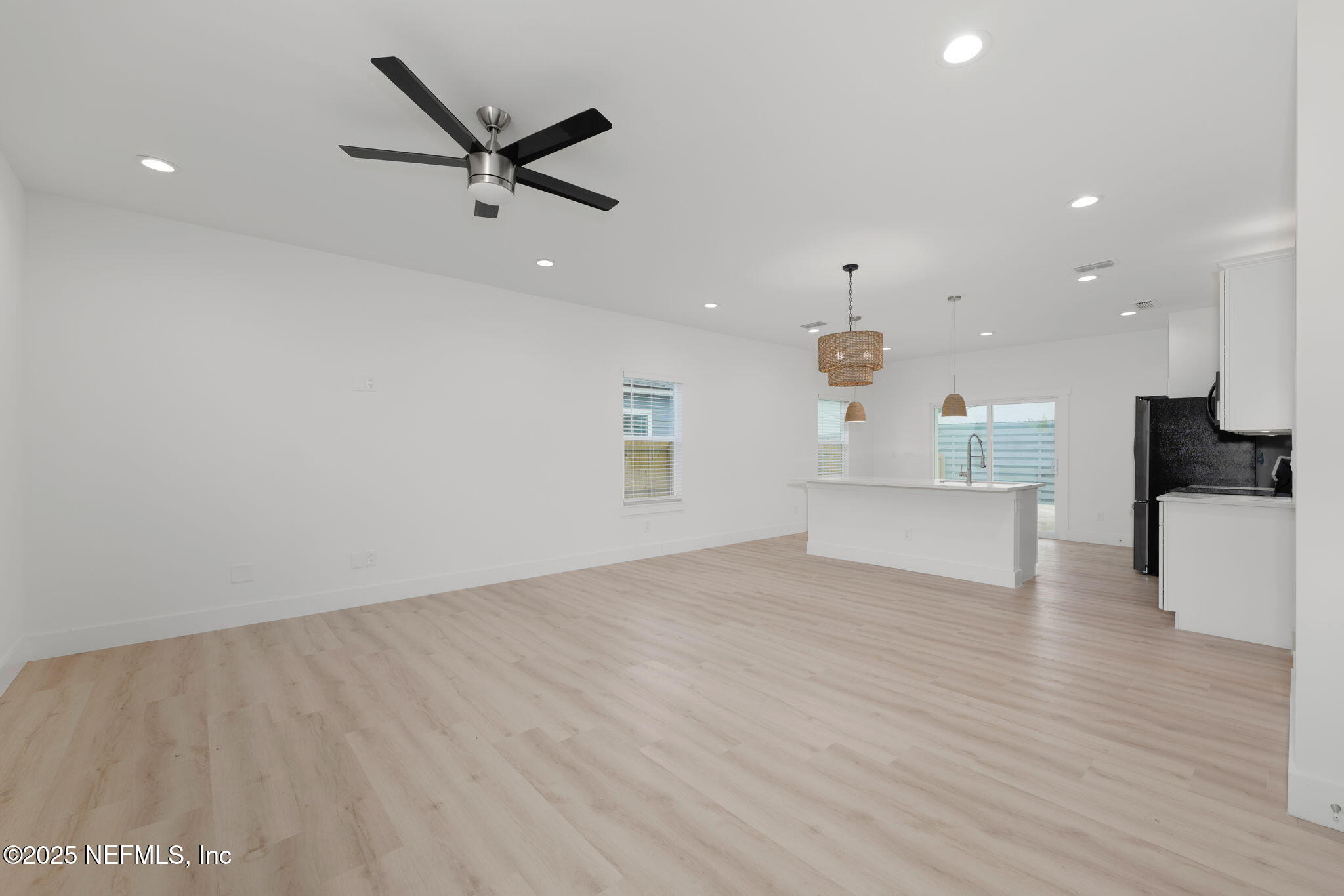 609 TWENTY-SECOND Street