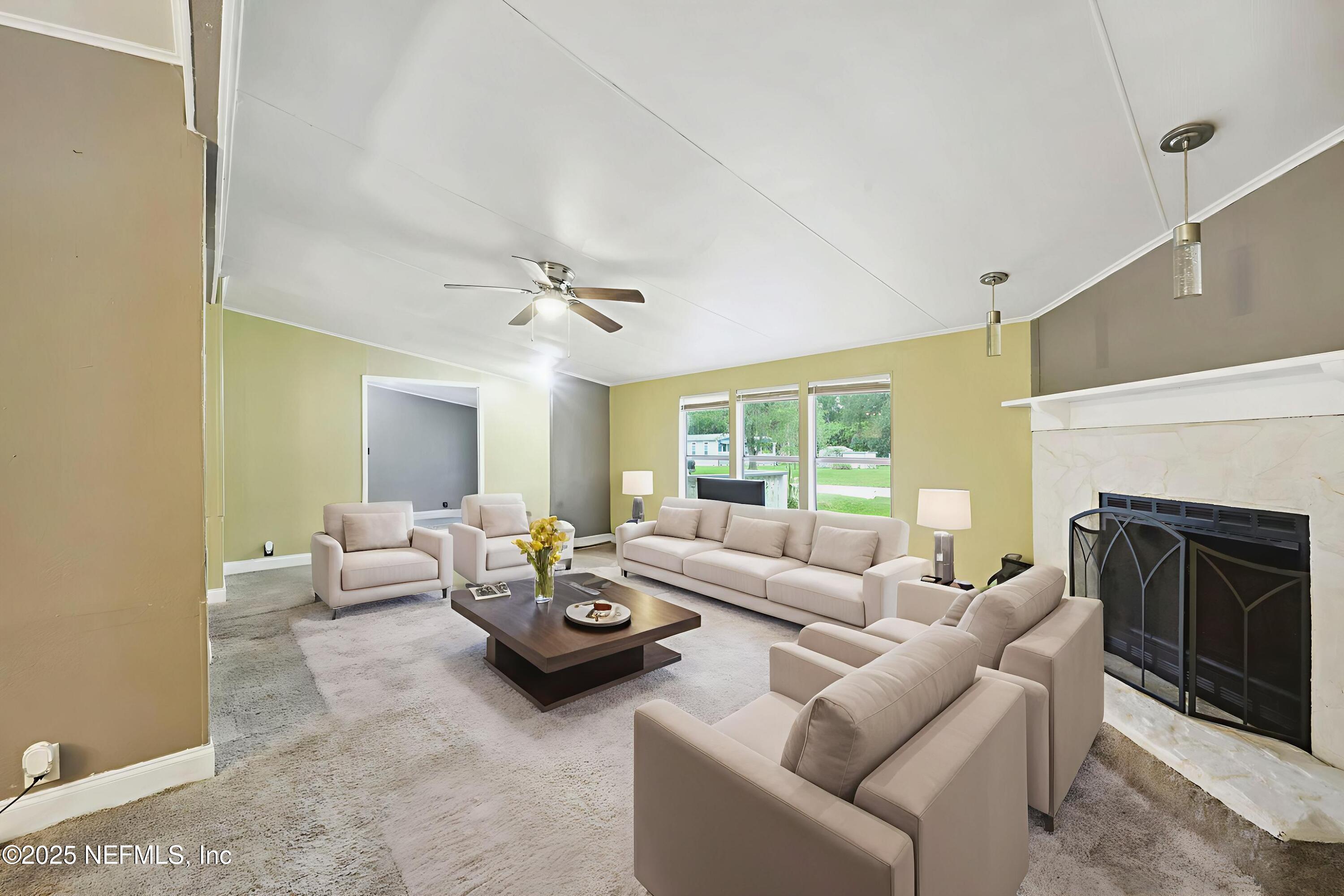 5996 PINE CREEK Drive