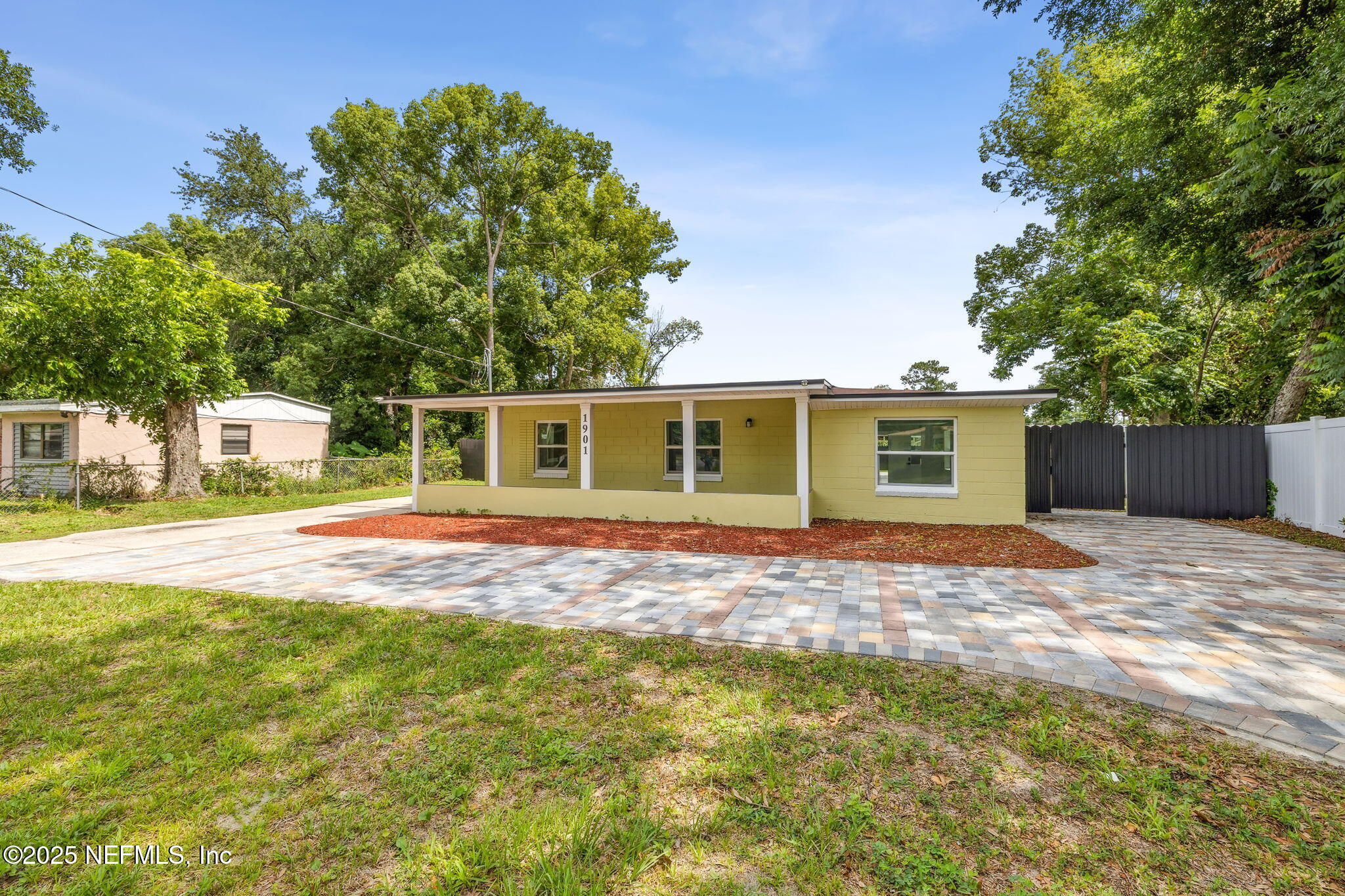 1901 FOREST HILLS Road