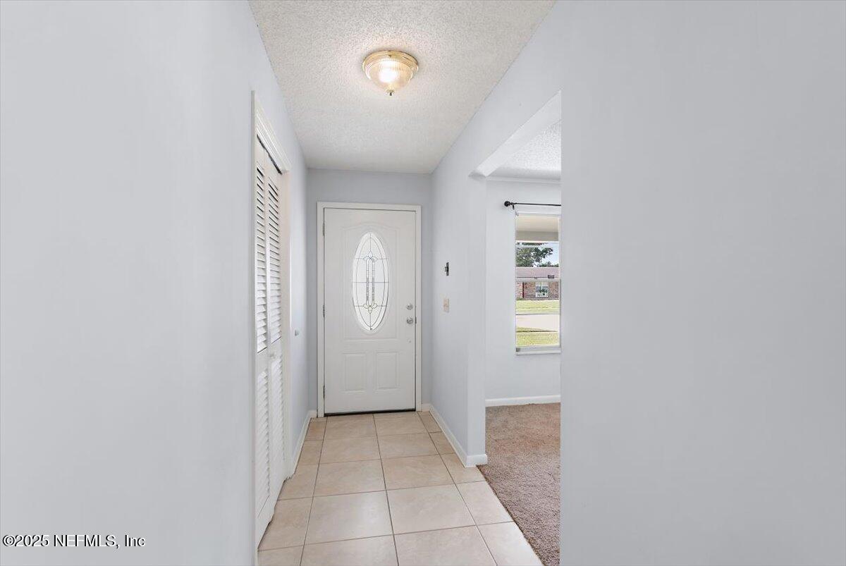 9047 SOUTHWARK Drive