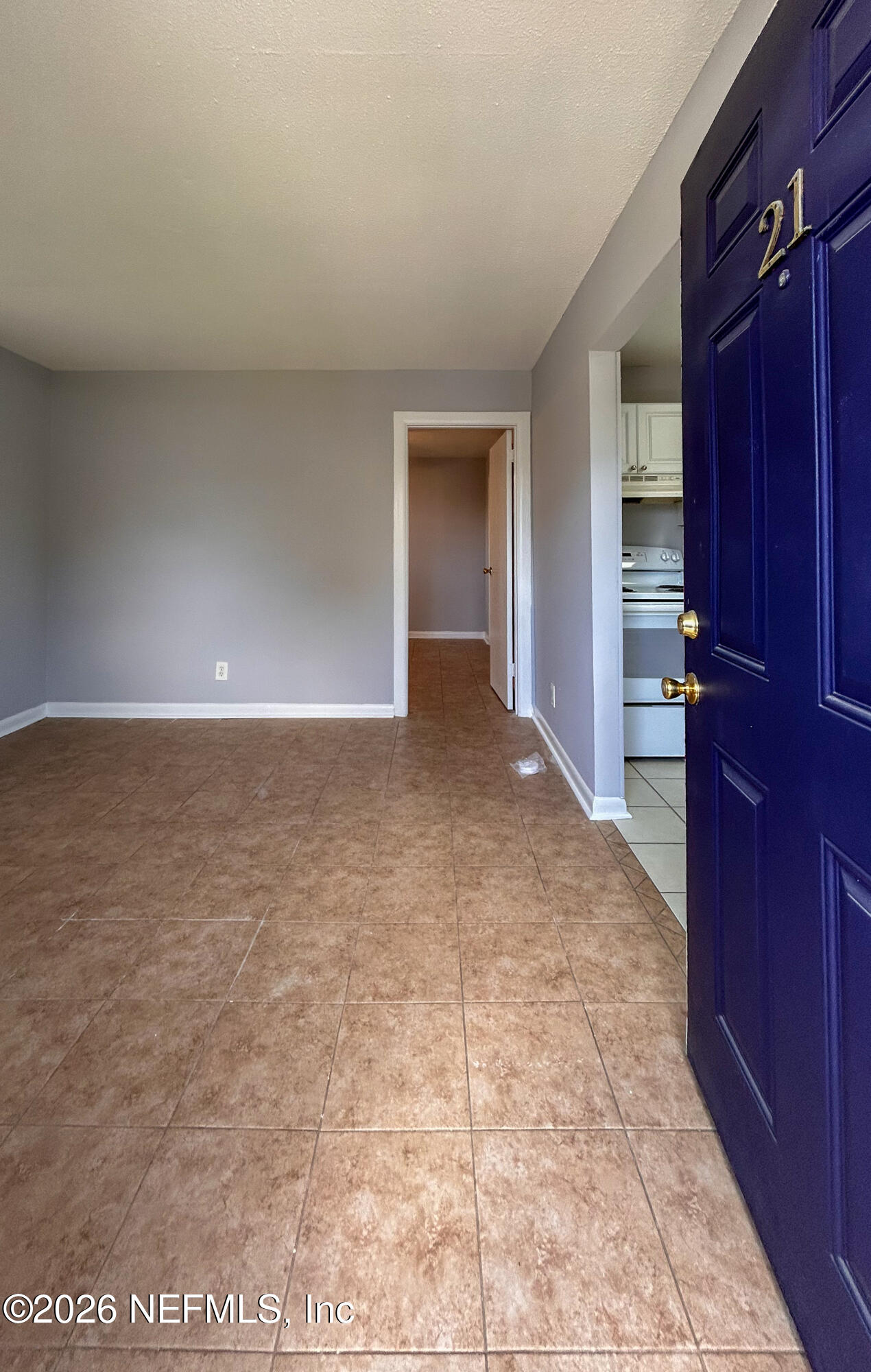 1122 WOODRUFF Avenue 21