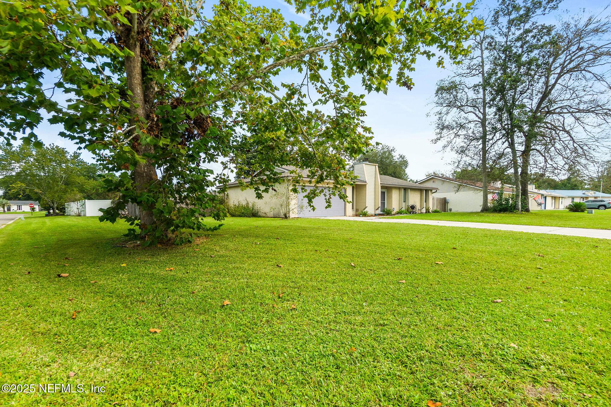 1261 CHICKASAW Court