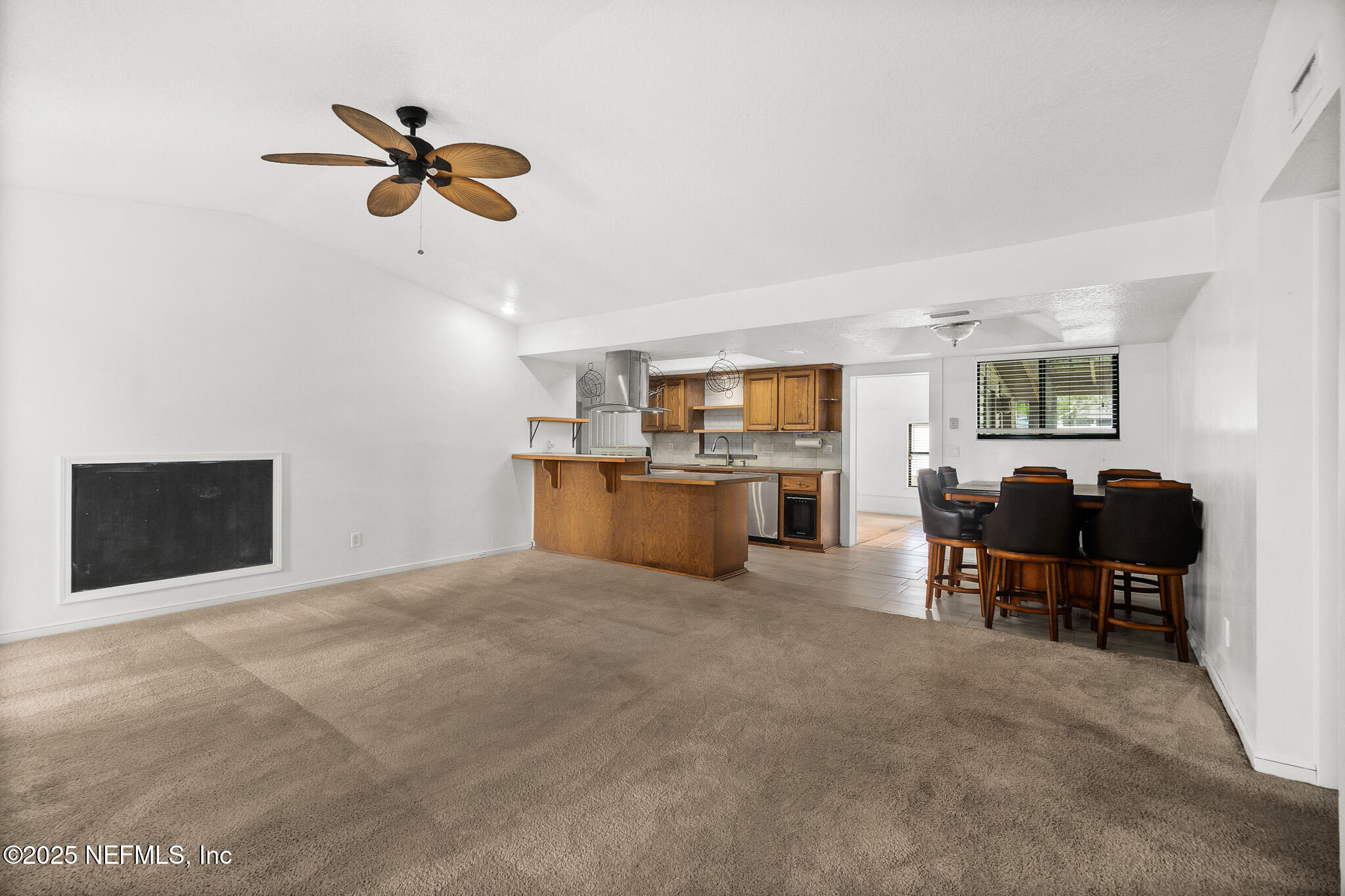 1261 CHICKASAW Court