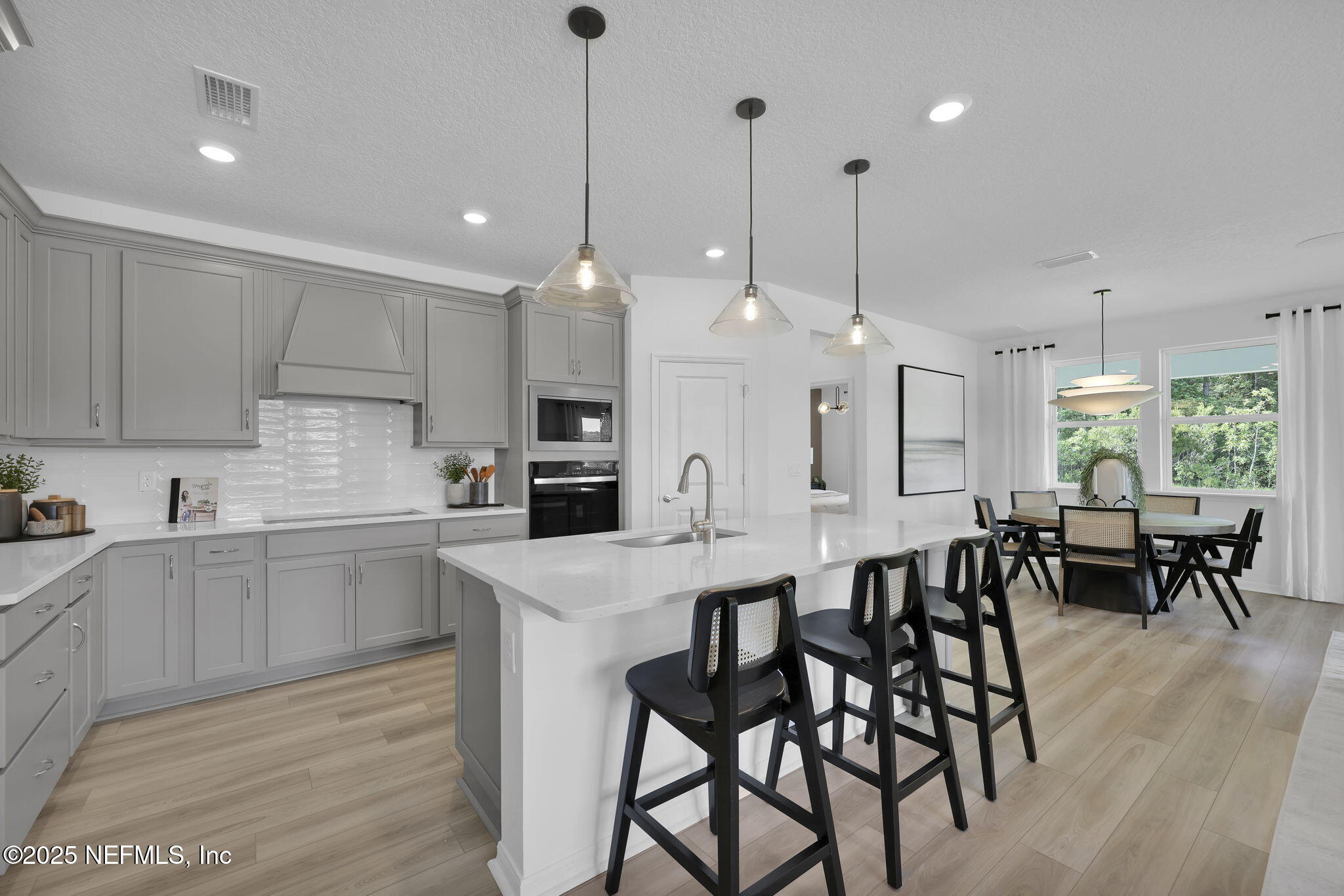 3303 WILLOWLEAF Lane