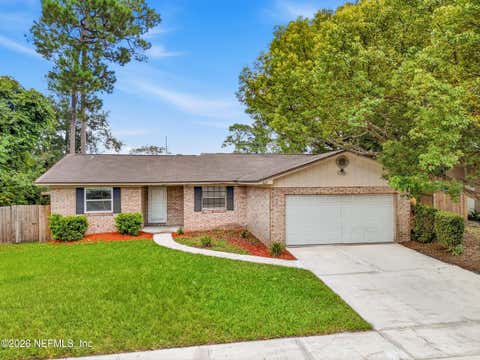Photo of 1631 WINDHAVEN Drive E, Jacksonville, FL 32225 (MLS # 2160237)