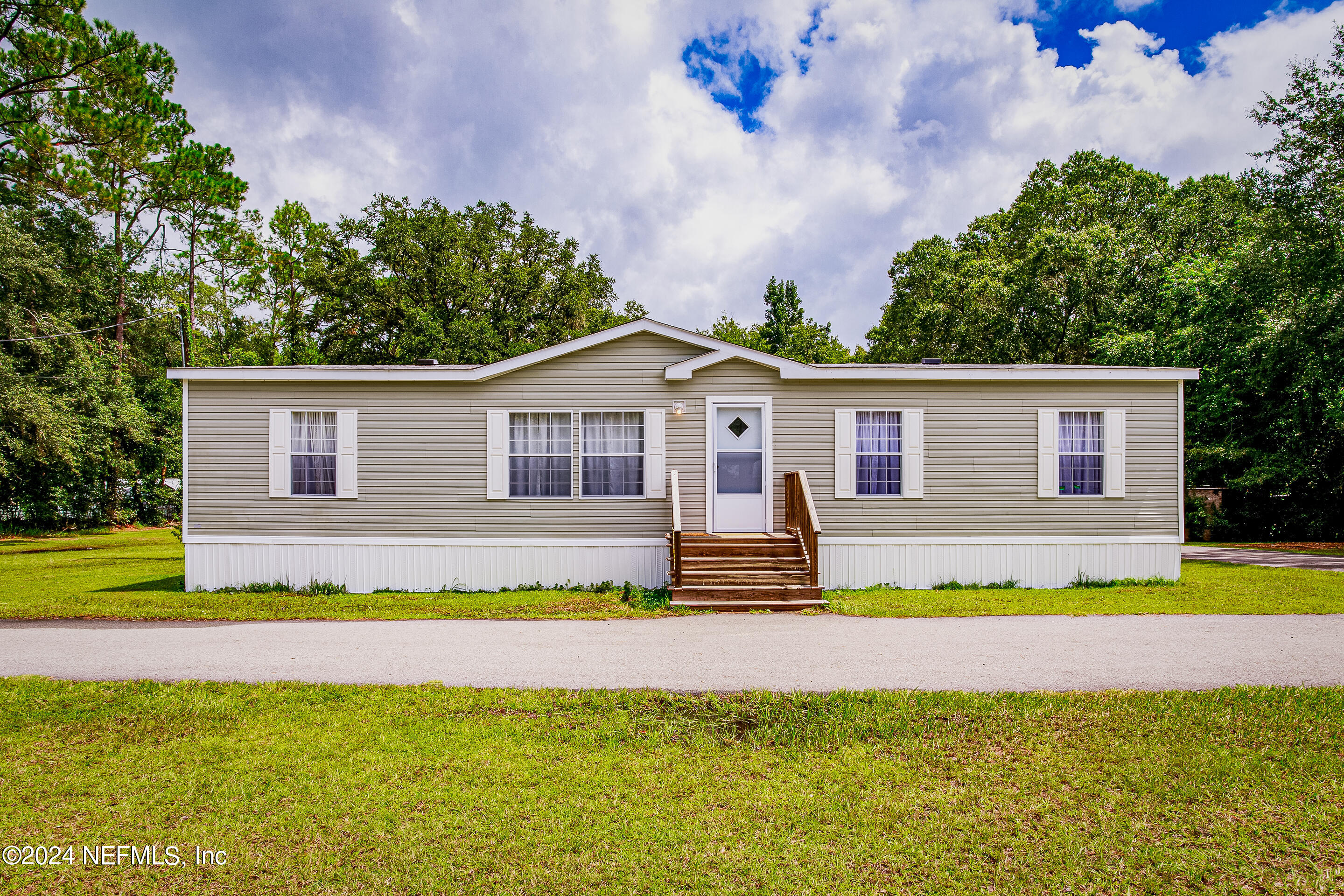 View Callahan, FL 32011 mobile home