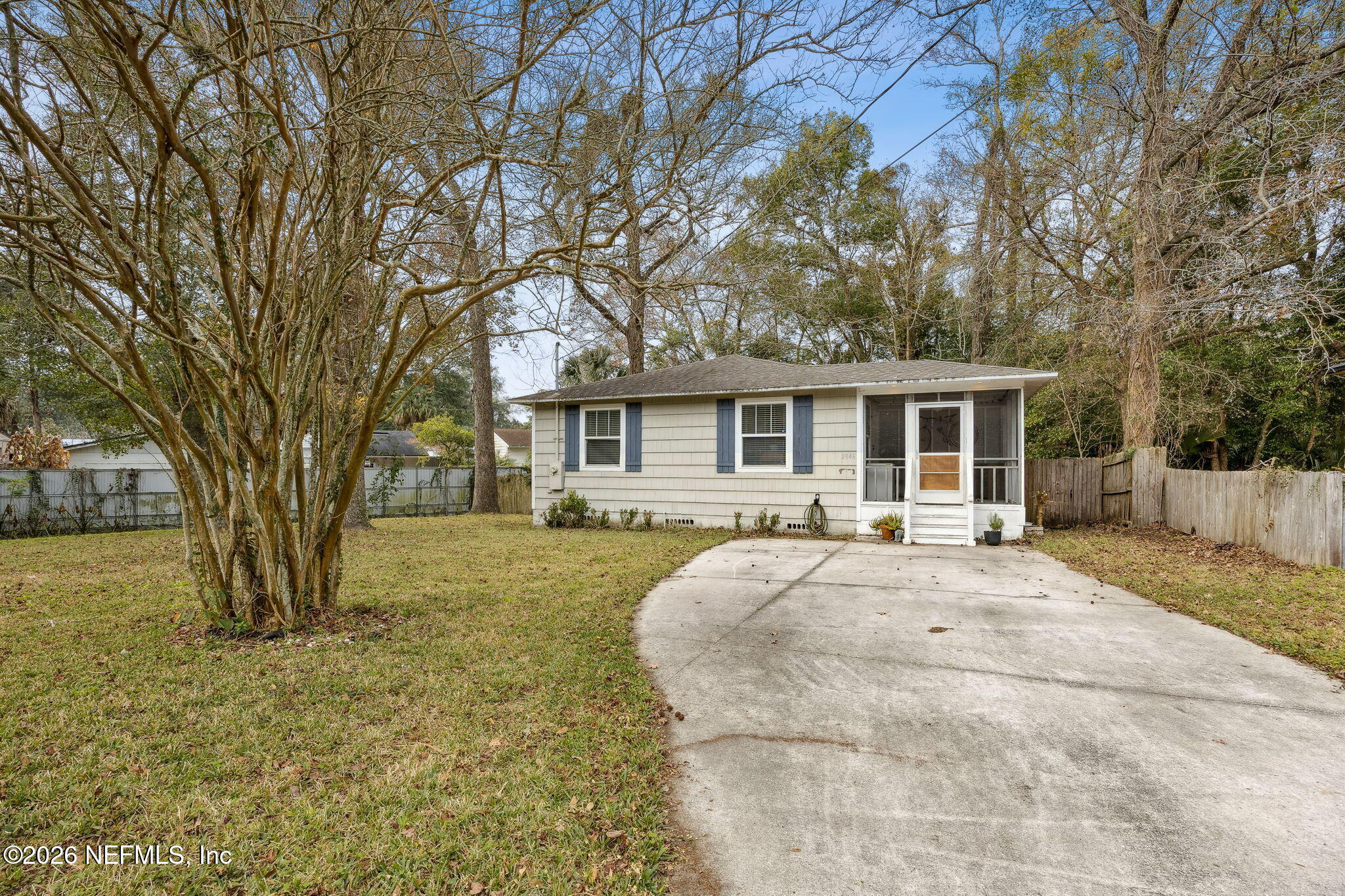 2846 CHEROKEE Circle W