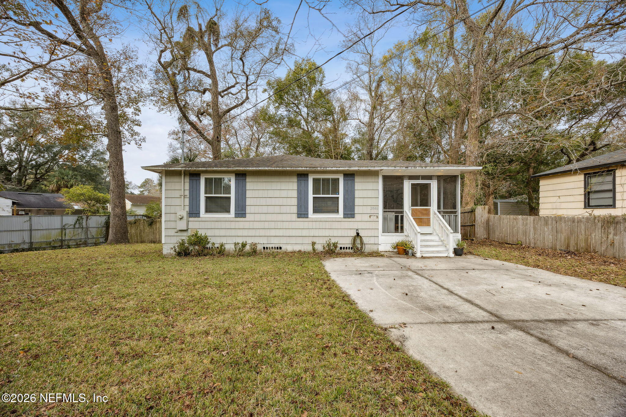 2846 CHEROKEE Circle W