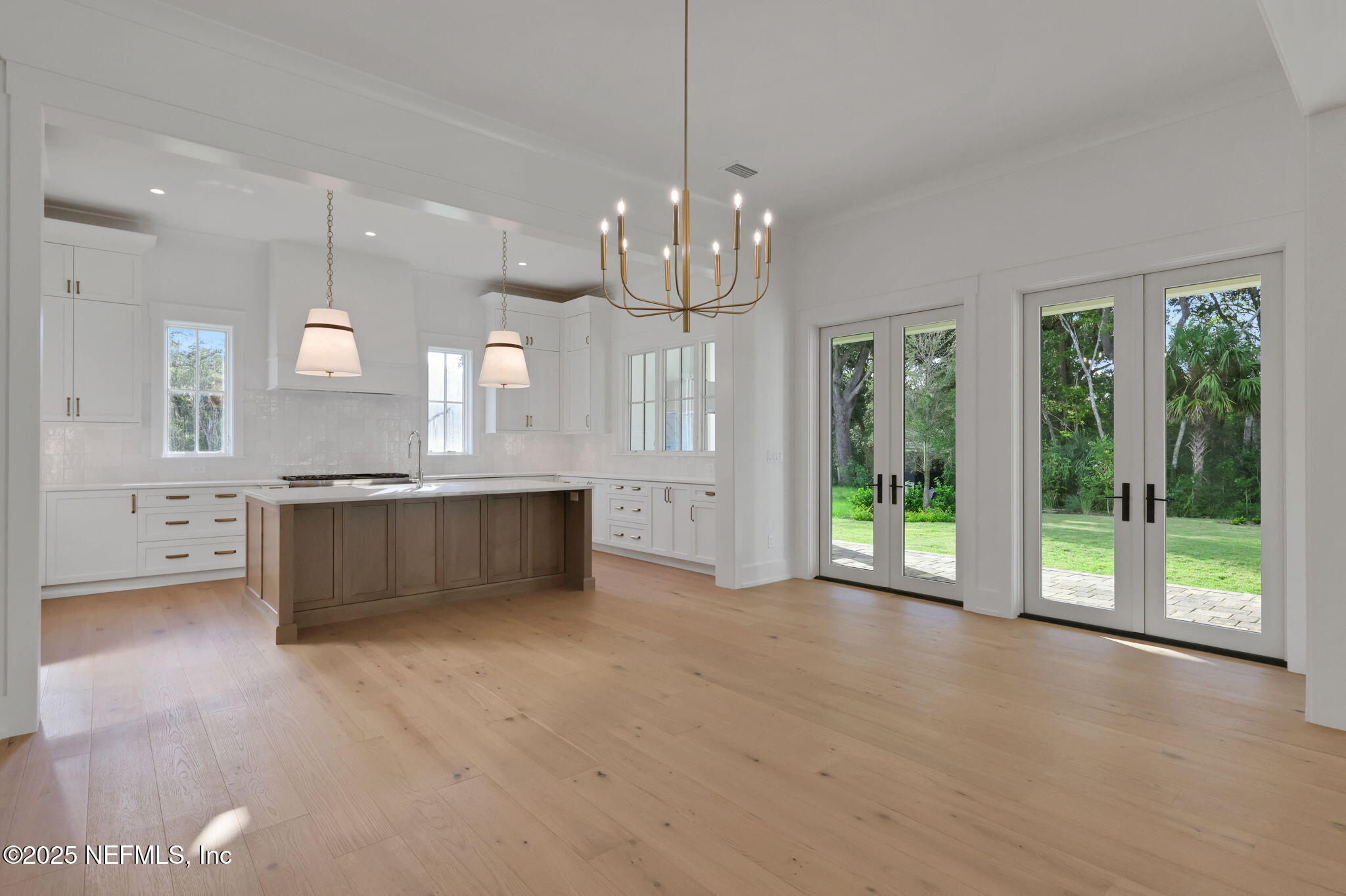 146 WHISTLING PALM Court