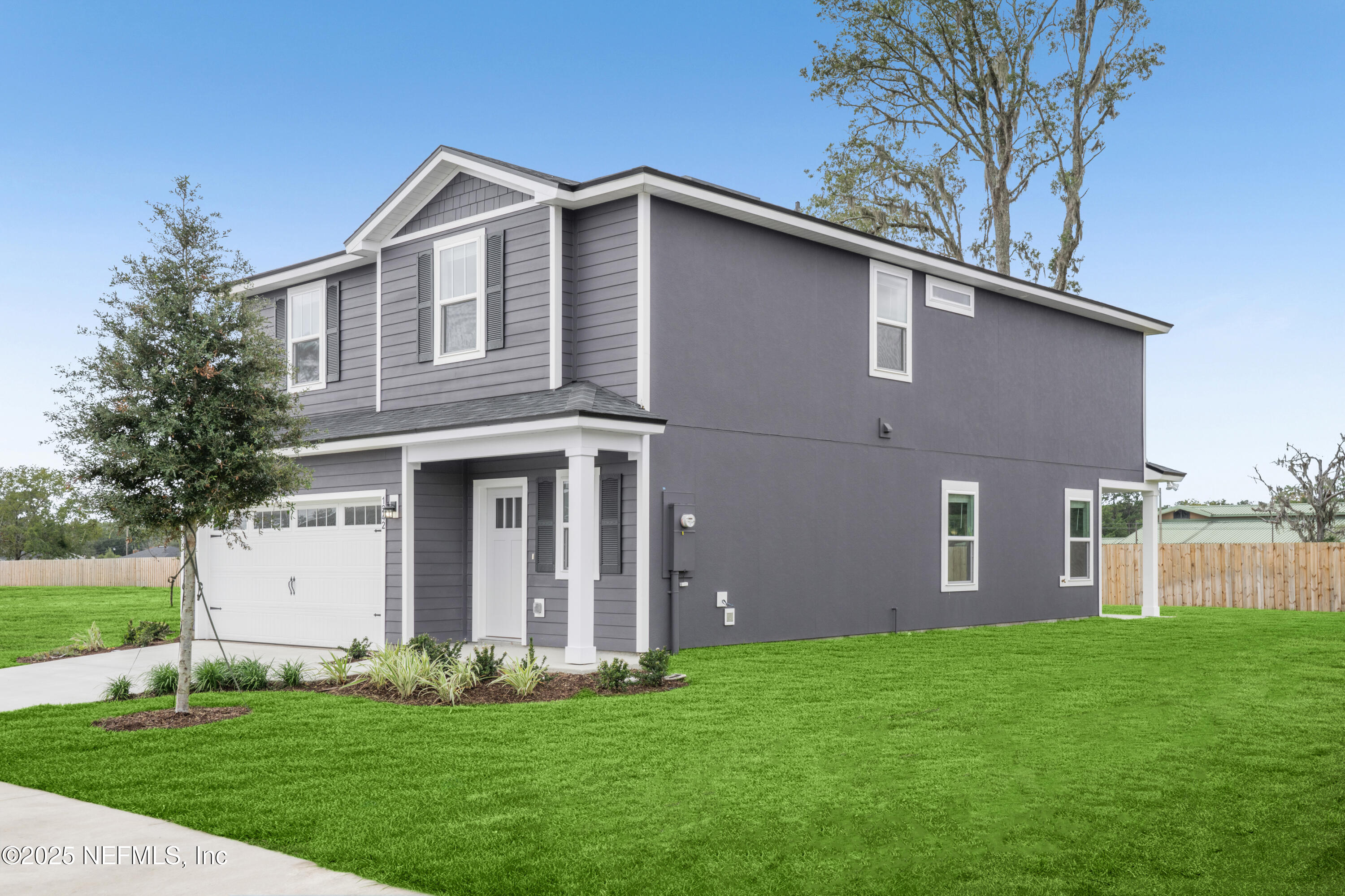 1242 JEWELSTONE Lane