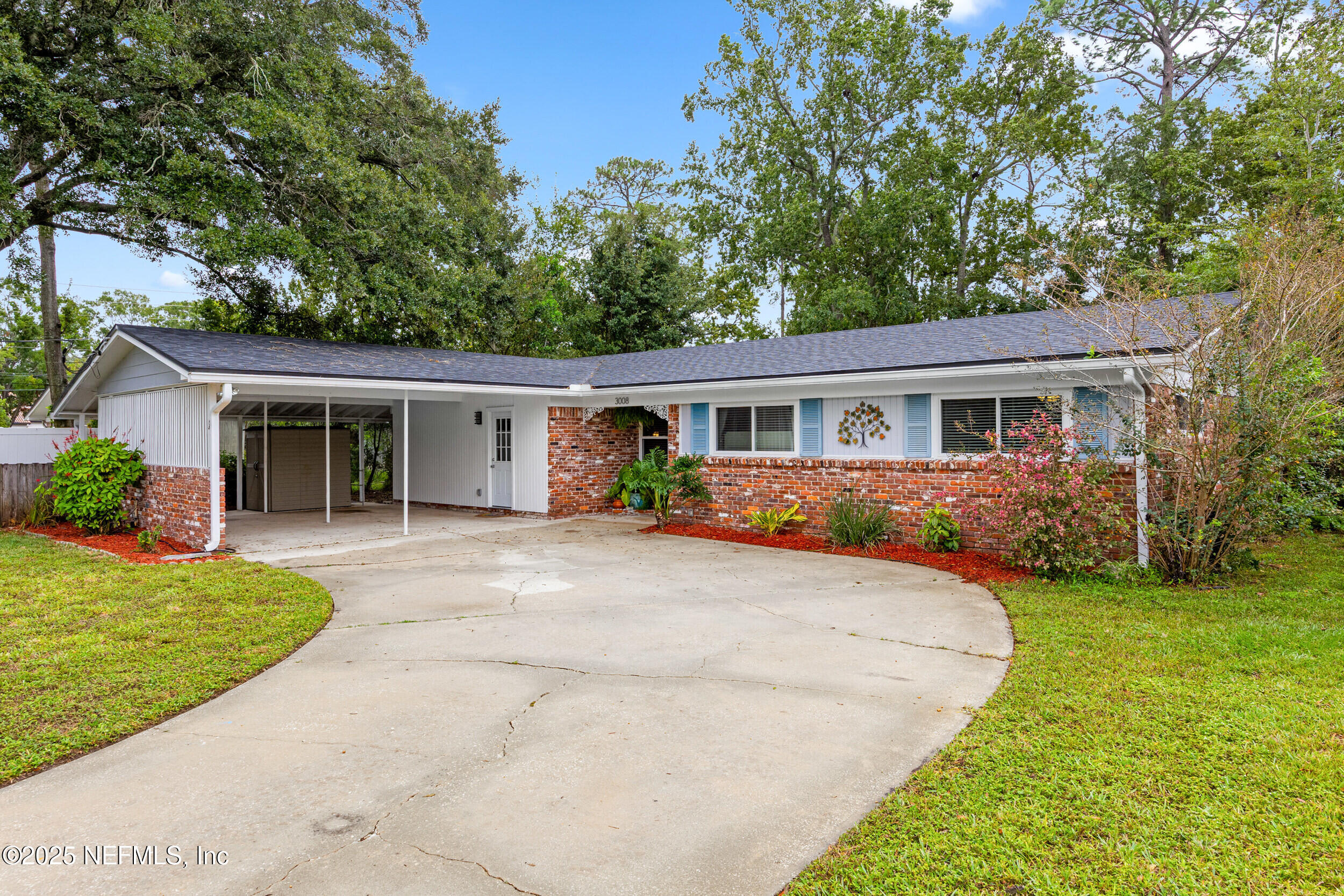 3008 MADRID Avenue E