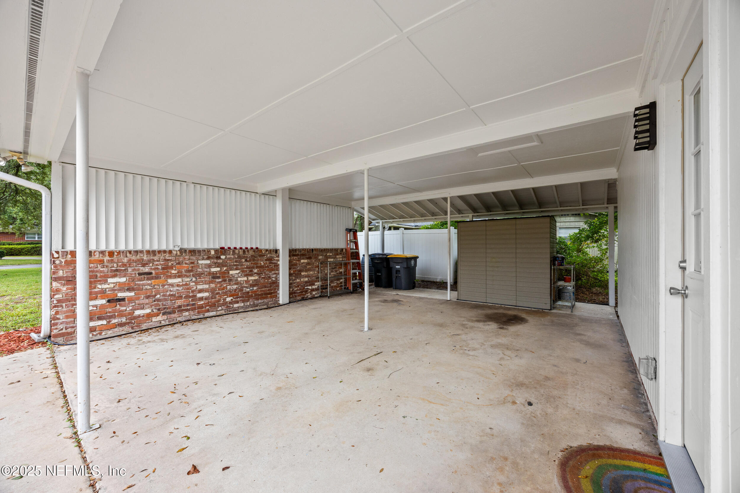 3008 MADRID Avenue E