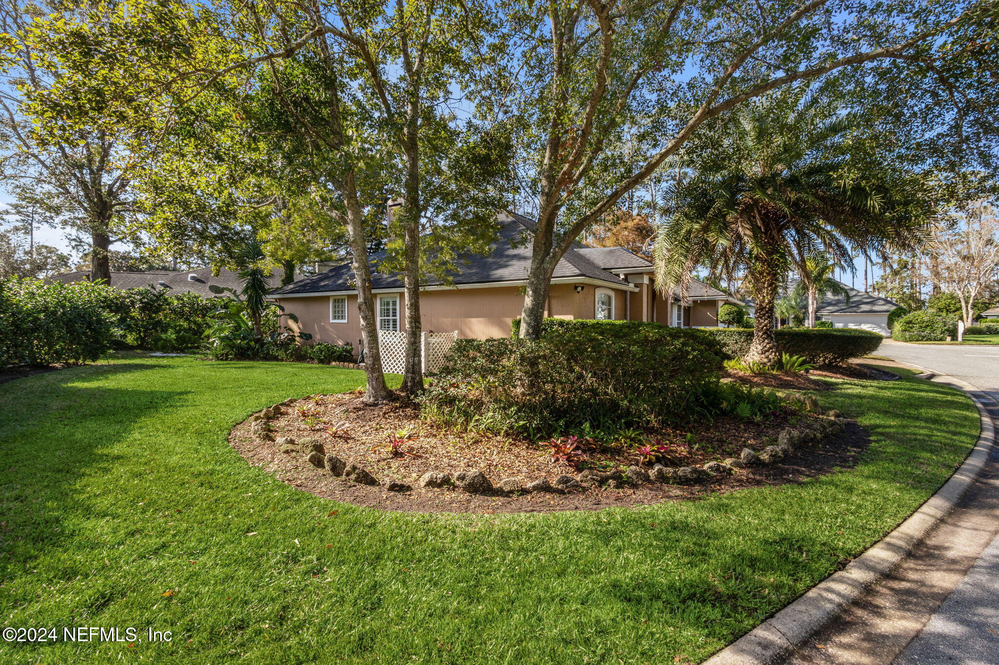 1898 BLUE HERON Lane