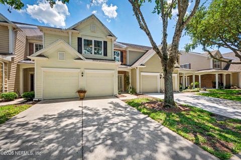 Photo of 11131 CASTLEMAIN Circle S, Jacksonville, FL 32256 (MLS # 2145400)
