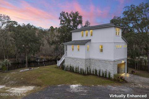 A home in Middleburg