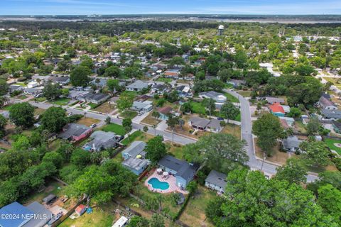 Single Family Residence in Jacksonville Beach FL 1209 8TH Street 40.jpg