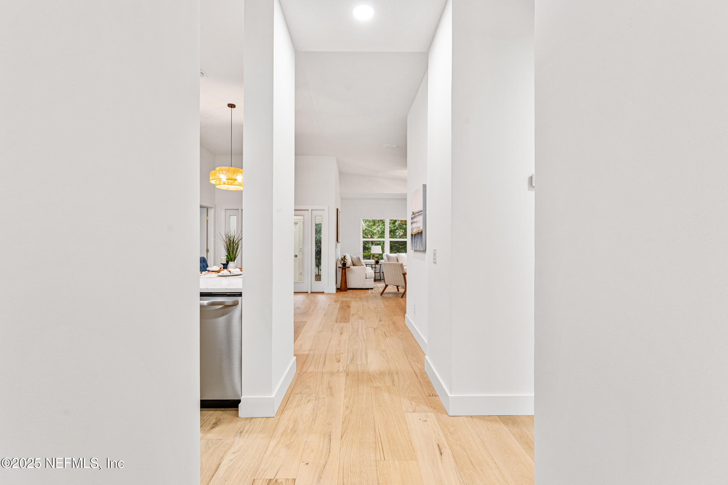 1872 OCEANSIDE Lane