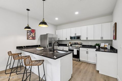 2426 GERARD Avenue Jacksonville FL 32207