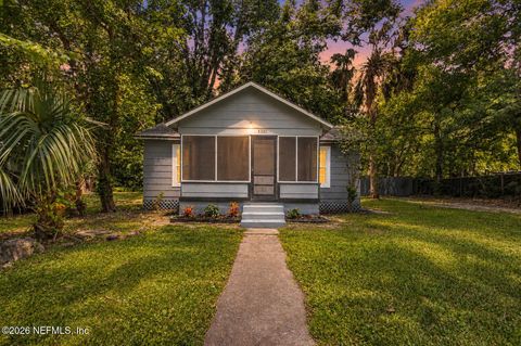 Photo of 3321 DEASON Avenue, Jacksonville, FL 32254 (MLS # 2145315)