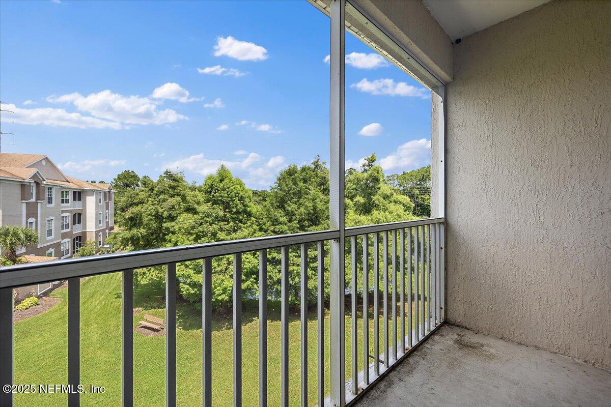 10550 BAYMEADOWS Road 1028