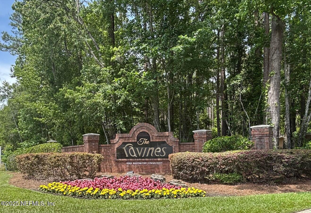 2990 RAVINES Road 1428