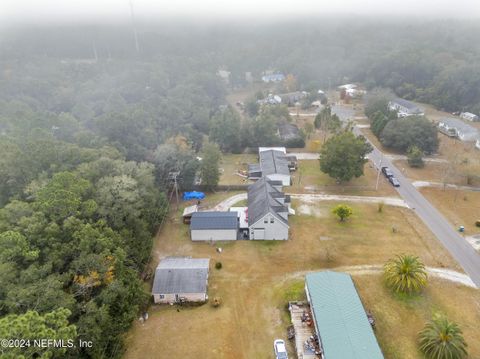 A home in Yulee