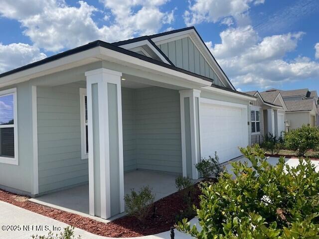 12771 RUBBER FIG Terrace