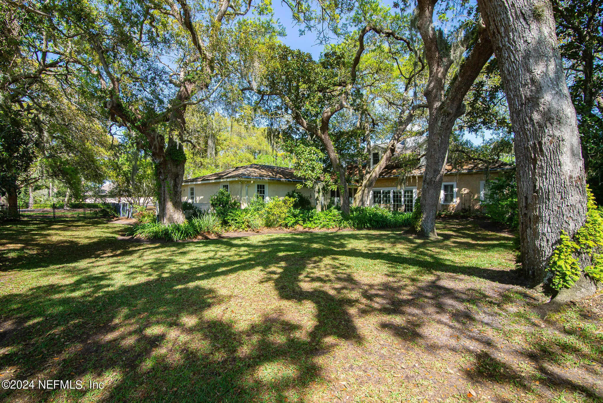 Ponte Vedra Beach, Florida 32082, United States, 4 Bedrooms Bedrooms, ,5 BathroomsBathrooms,Residential,Pending,61864