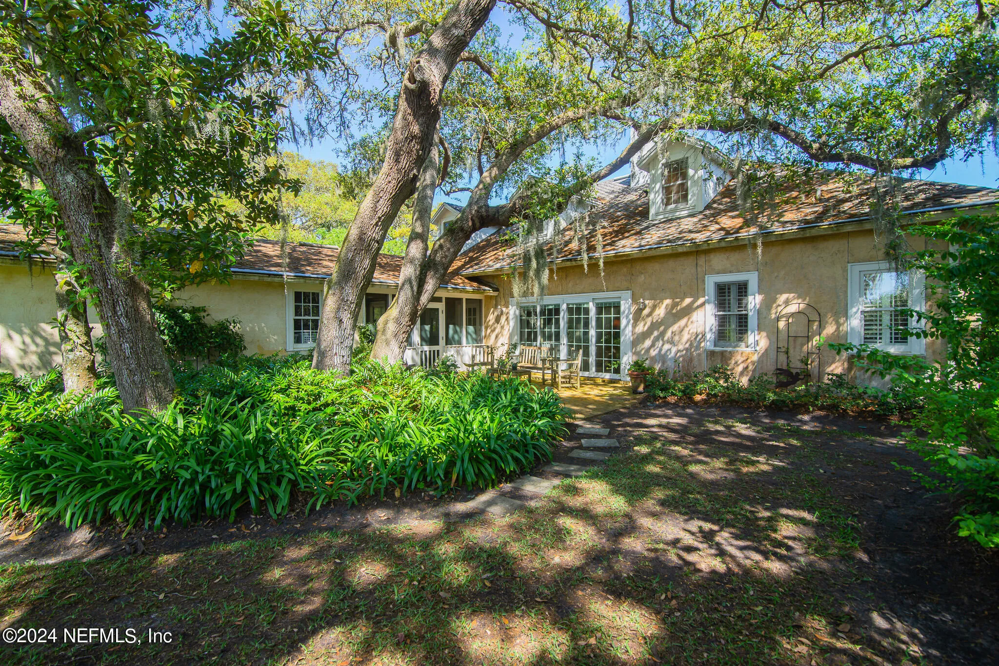 Ponte Vedra Beach, Florida 32082, United States, 4 Bedrooms Bedrooms, ,5 BathroomsBathrooms,Residential,Pending,61864