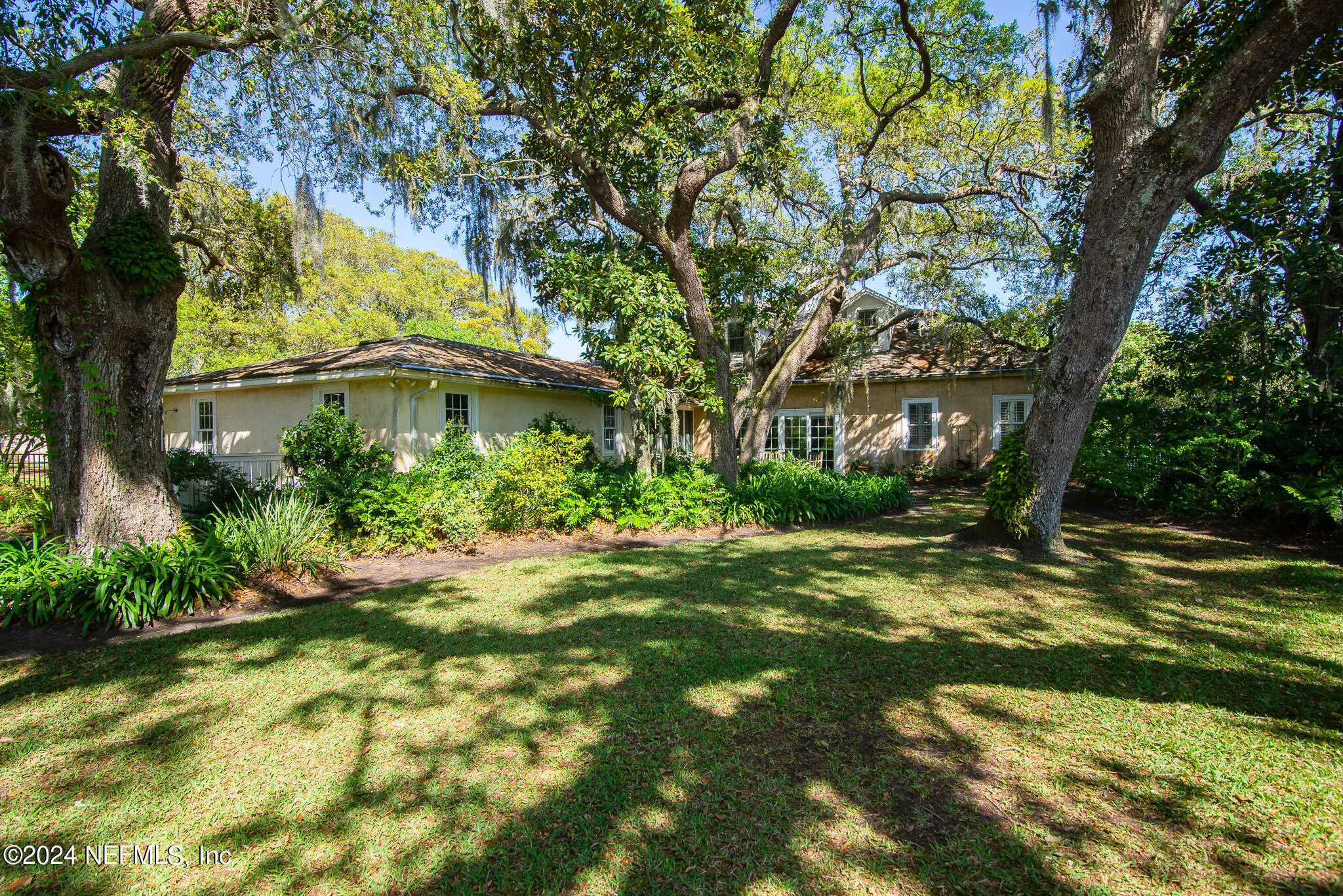 Ponte Vedra Beach, Florida 32082, United States, 4 Bedrooms Bedrooms, ,5 BathroomsBathrooms,Residential,Pending,61864