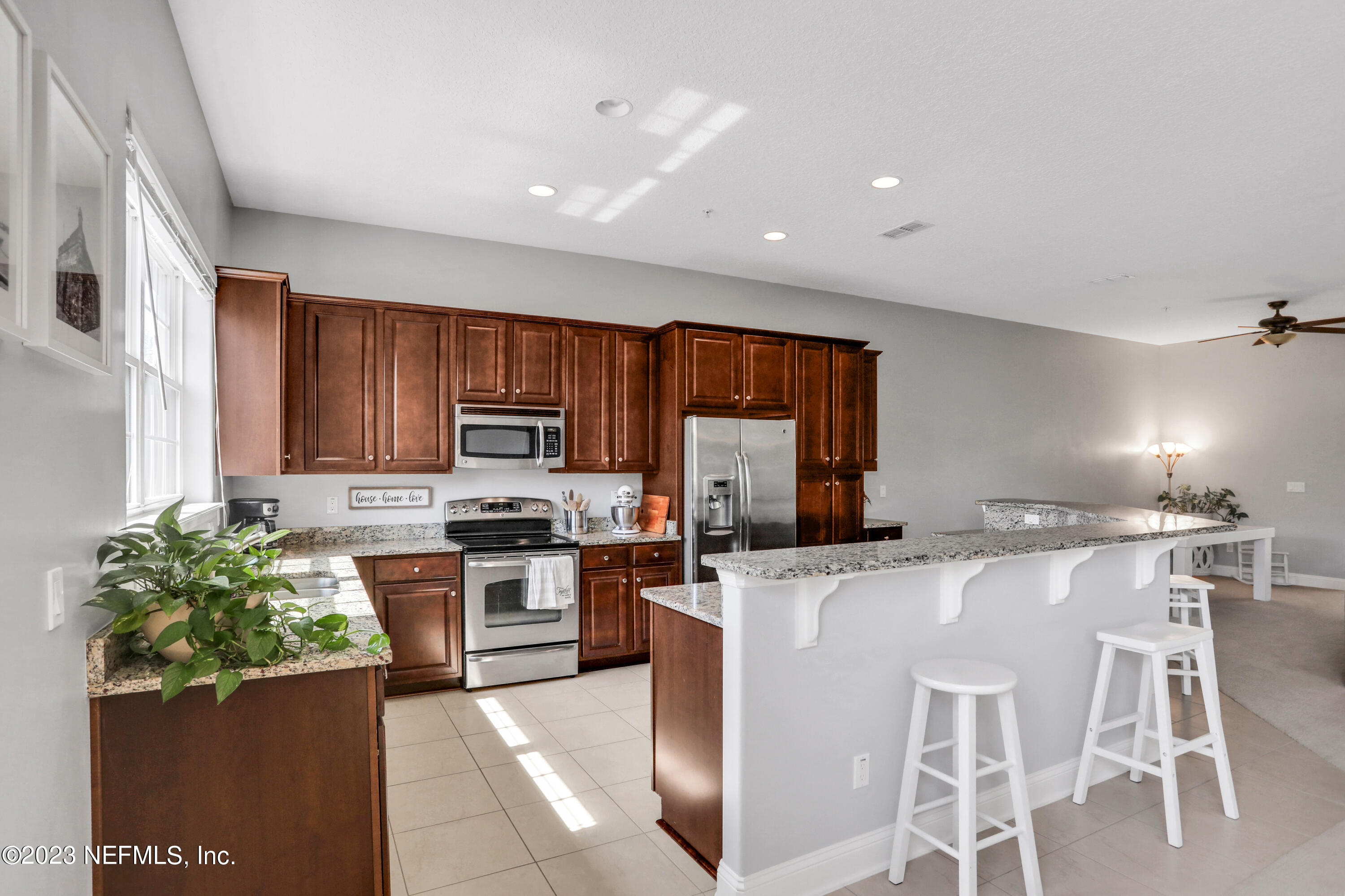 Photo 8 of 32 of 120 GRAND RAVINE Drive condo