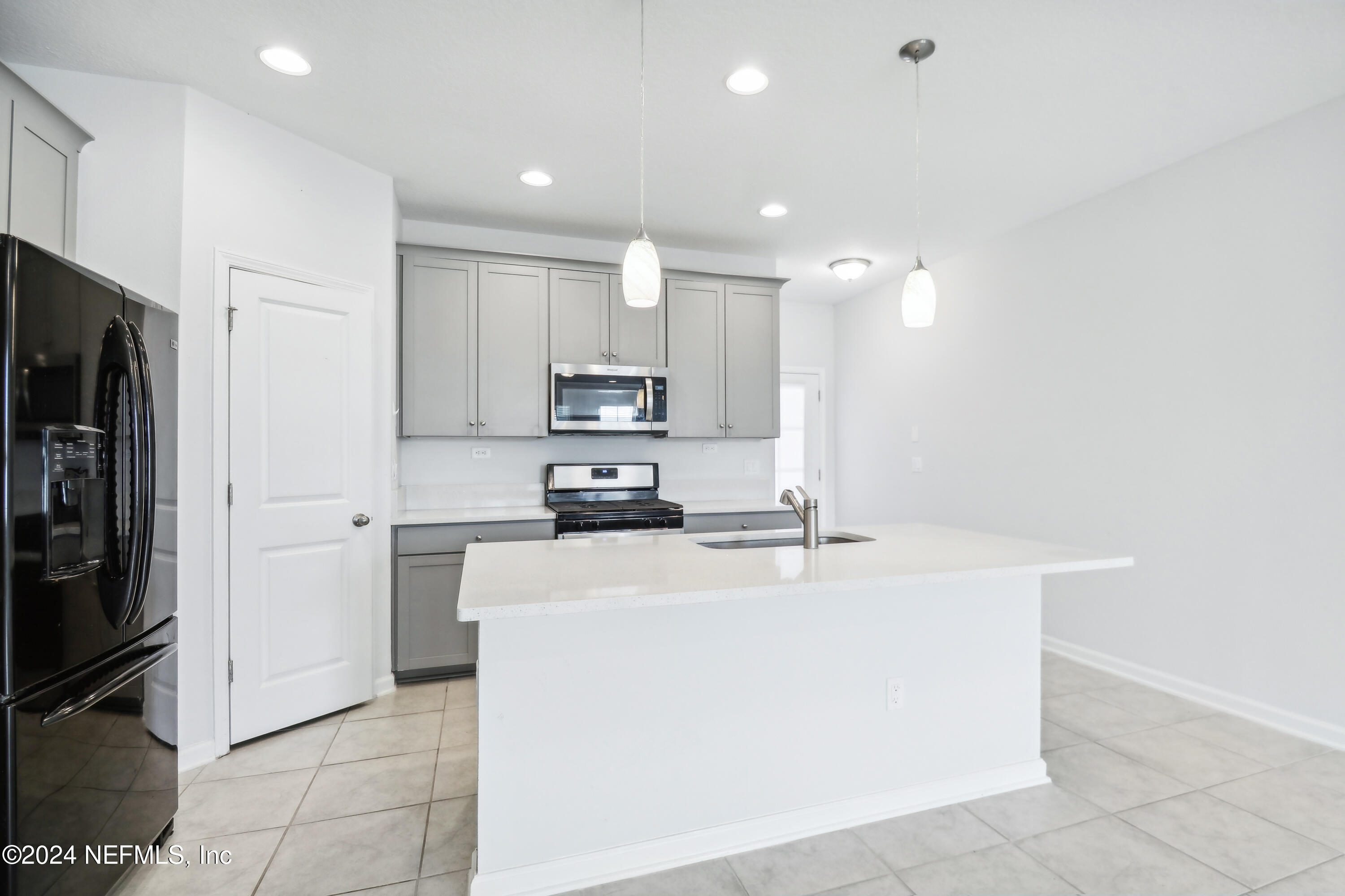 260 BRANDON LAKES Drive