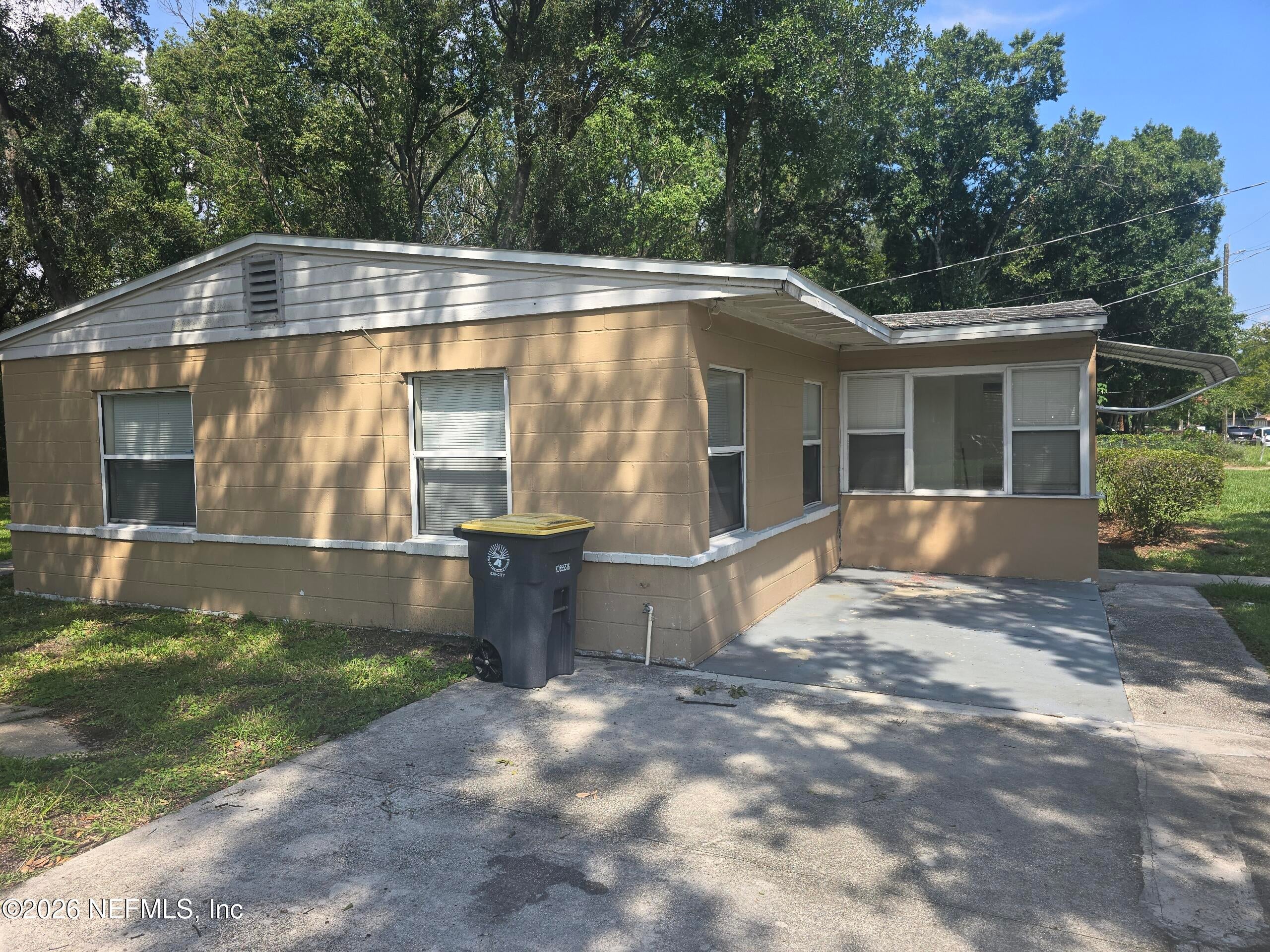 2611 BEAVERBROOK Place