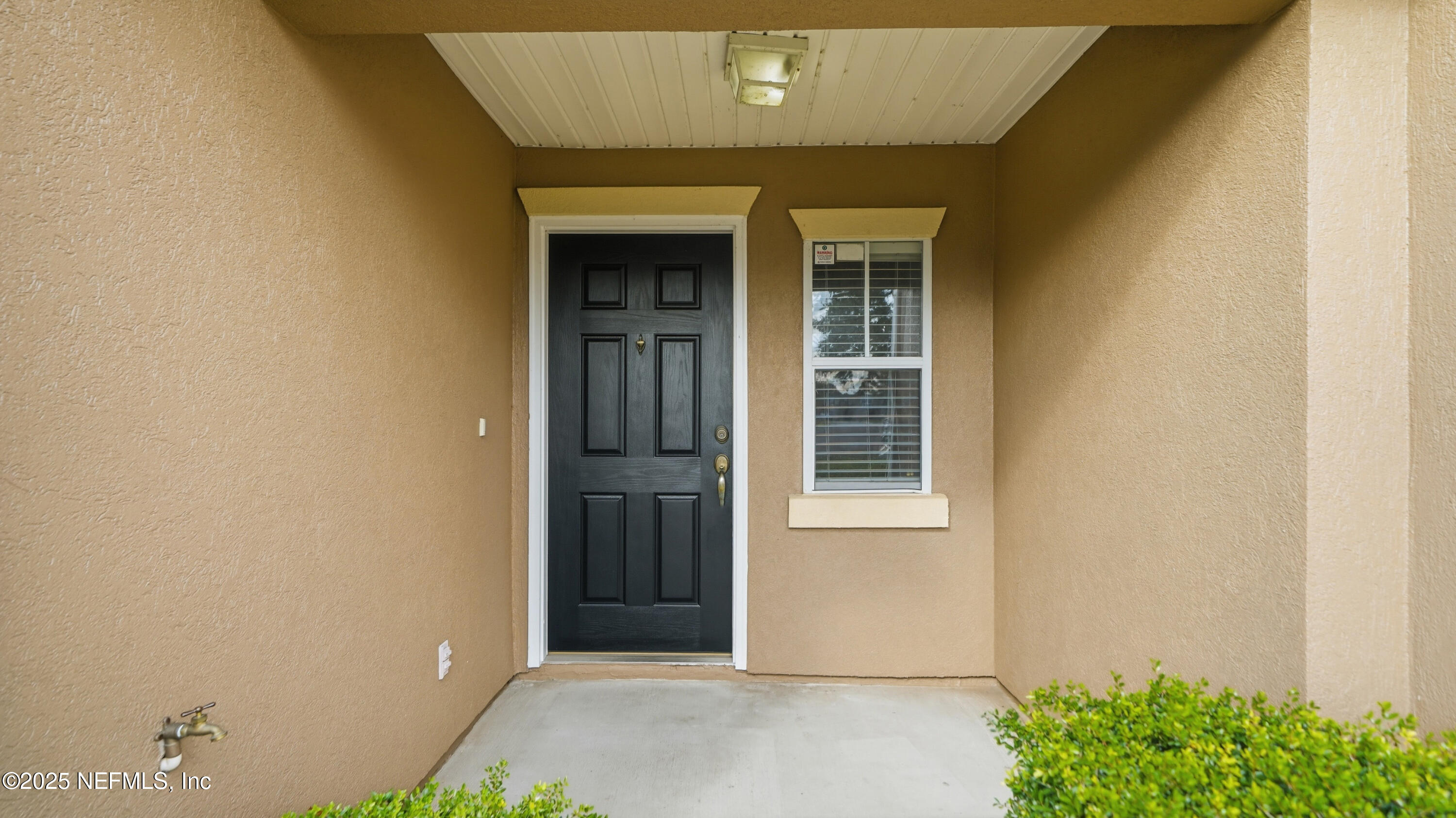 1500 CALMING WATER Drive 4605