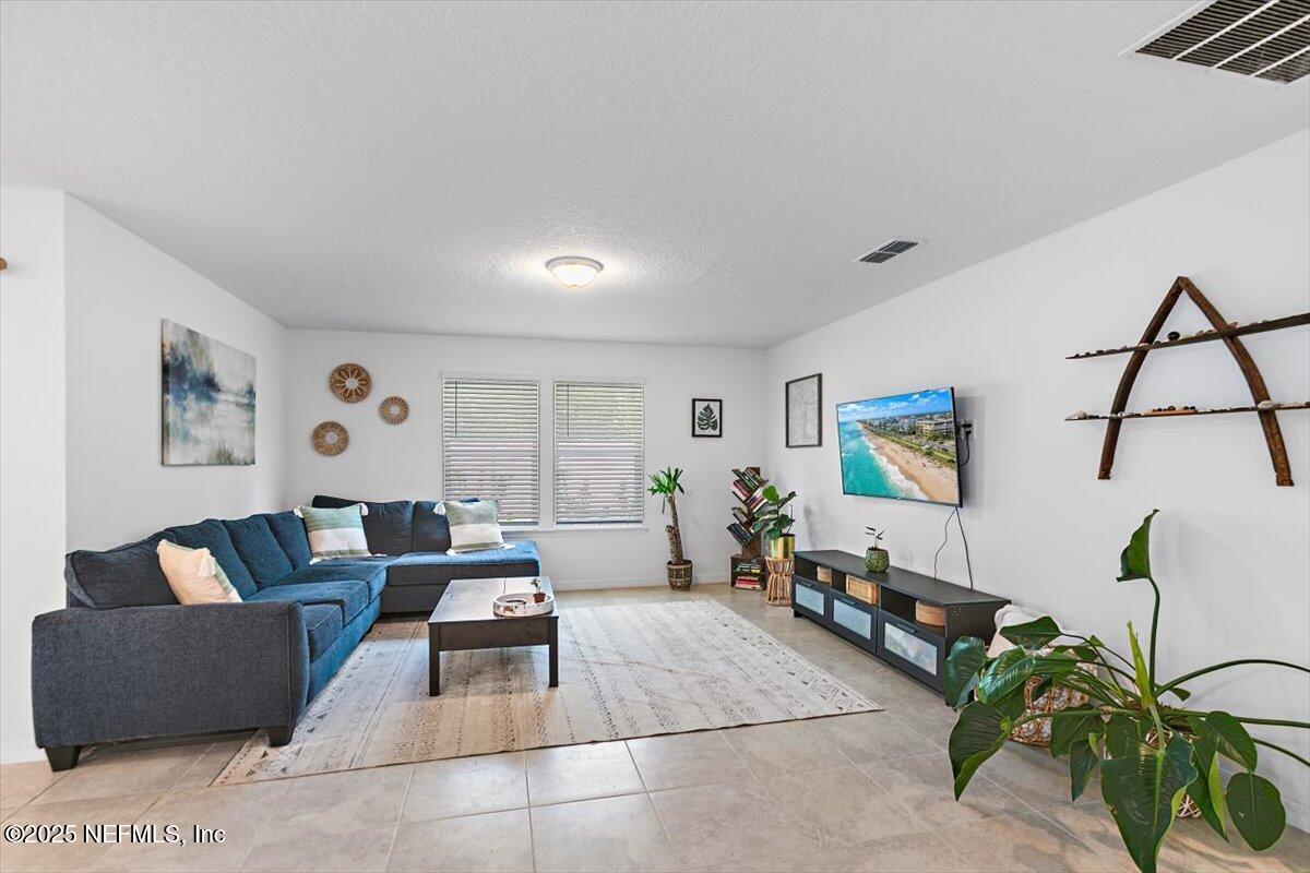 5459 BULLSEYE Circle