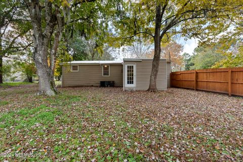 A home in Yulee