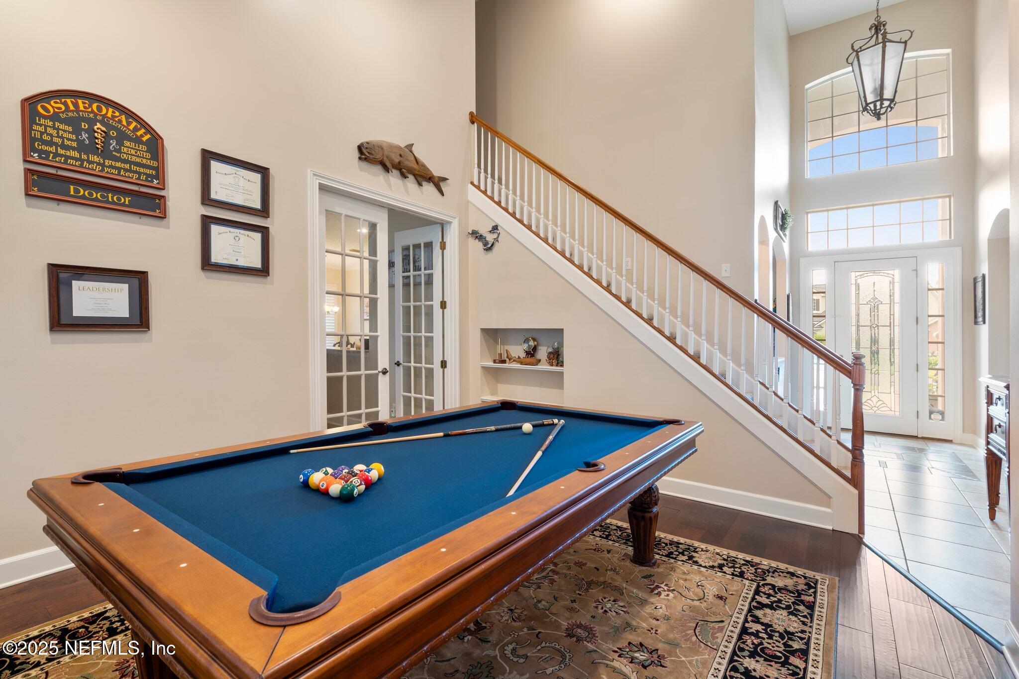 2025 CASTLE POINT Court