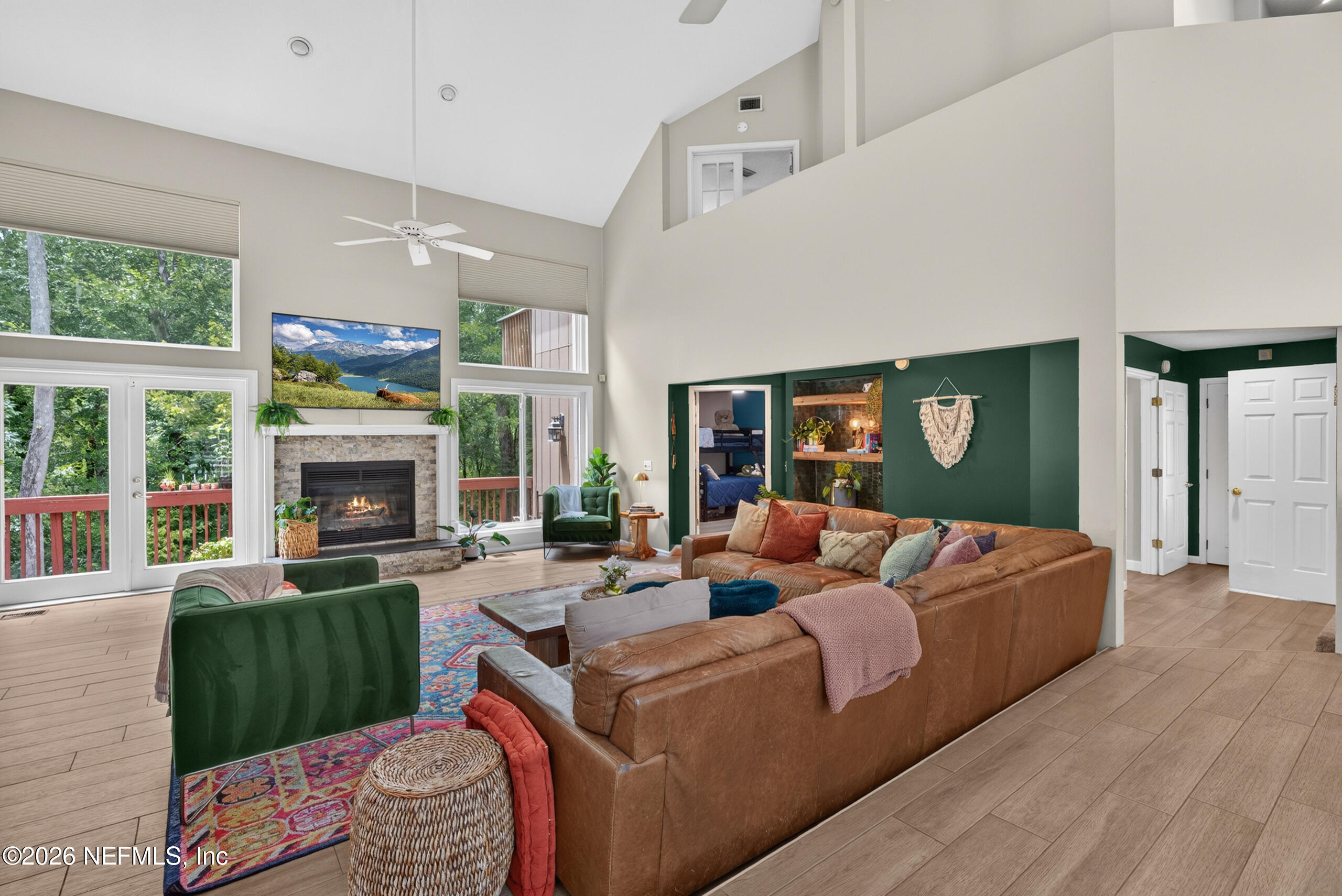 3331 VALPARISO Way
