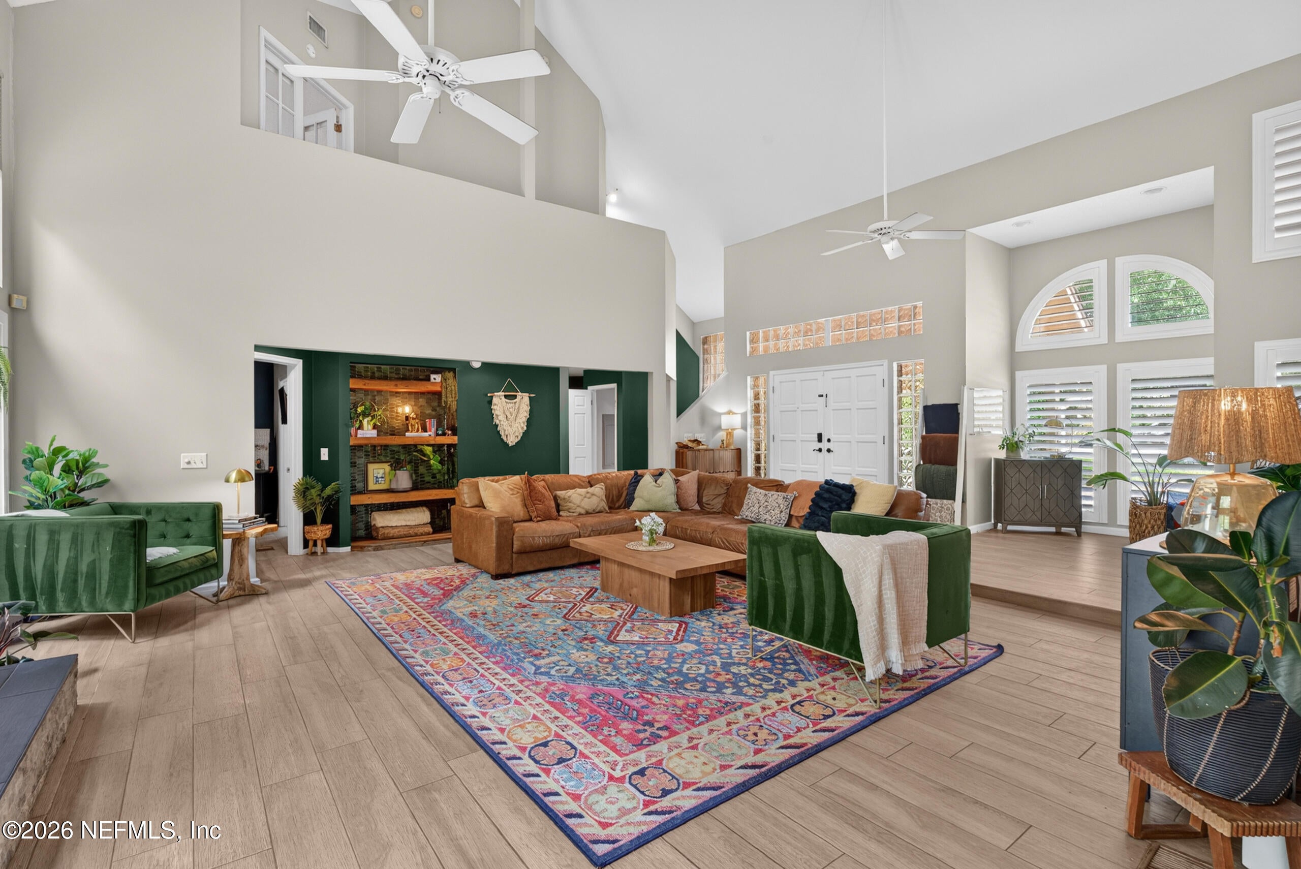 3331 VALPARISO Way