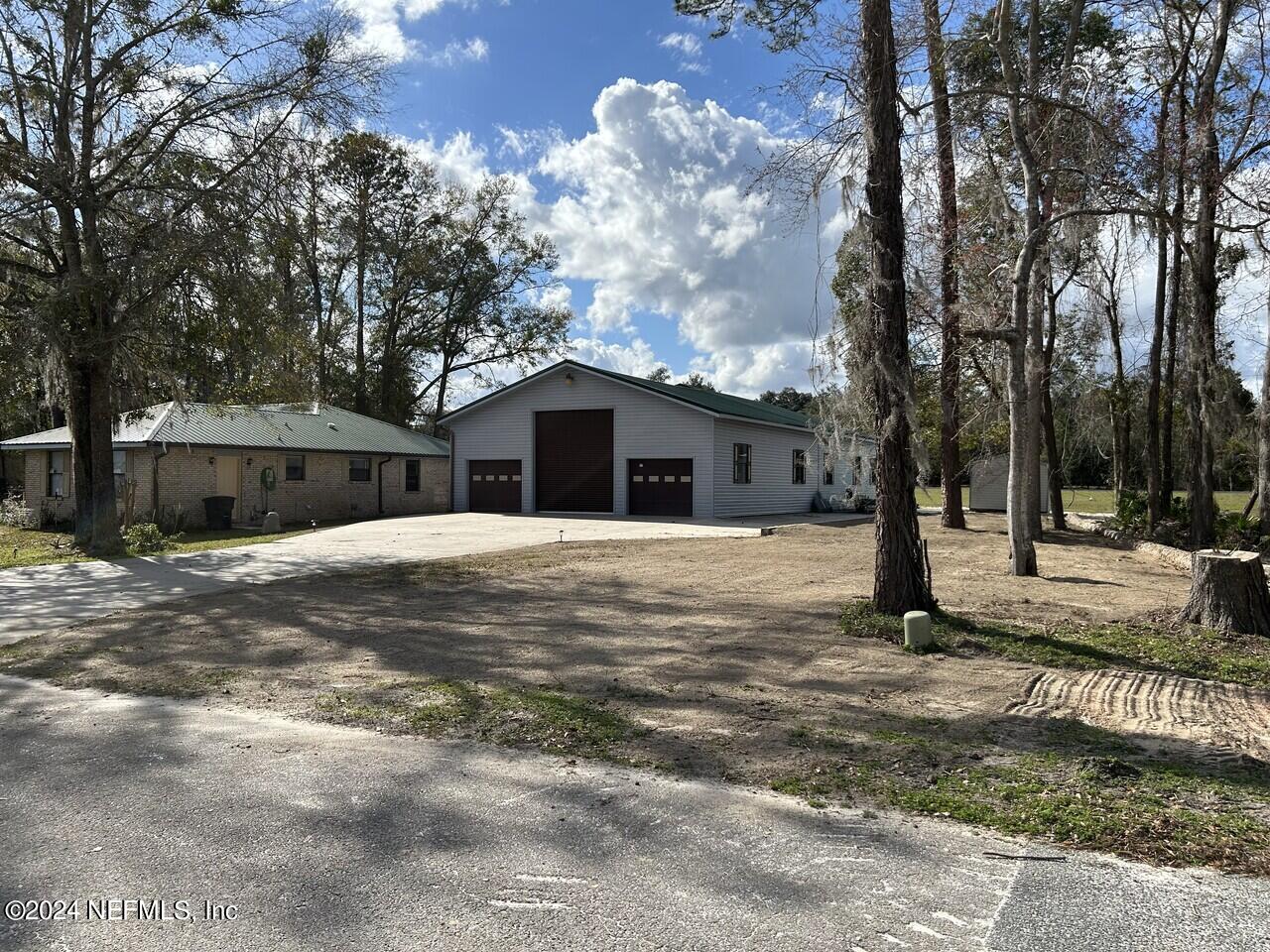 Lake City, FL home for sale located at 332 SW CESSNA Court, Lake City, FL 32025