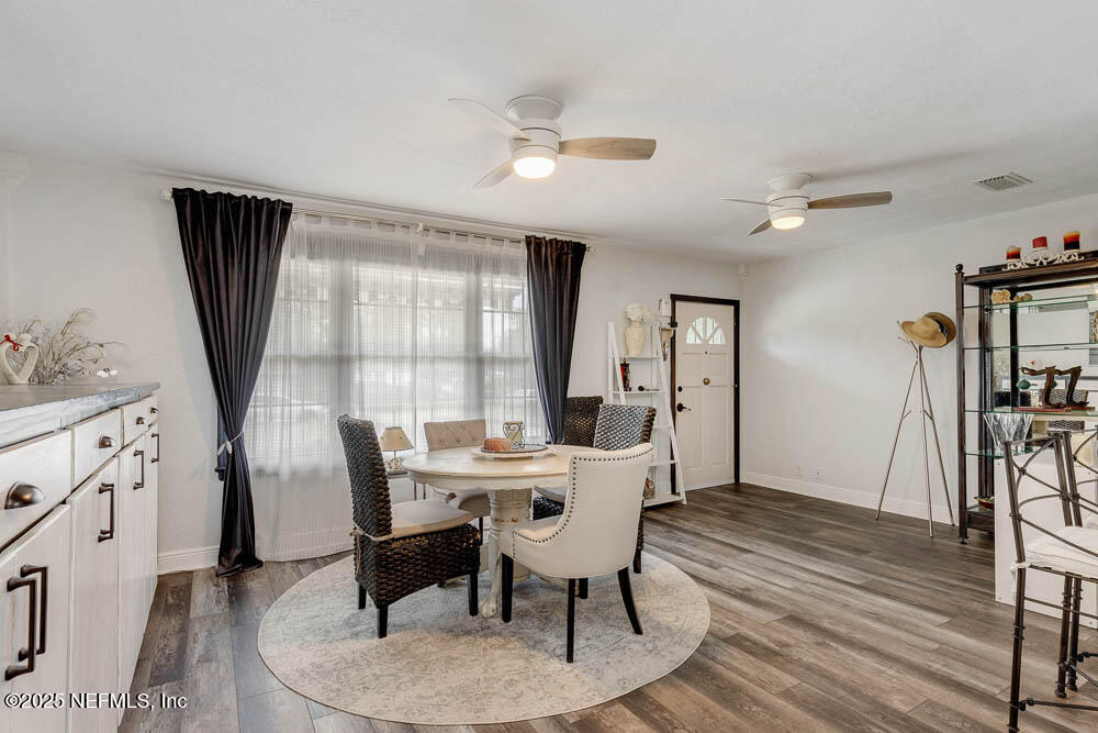 1228 GLEN LAURA Road