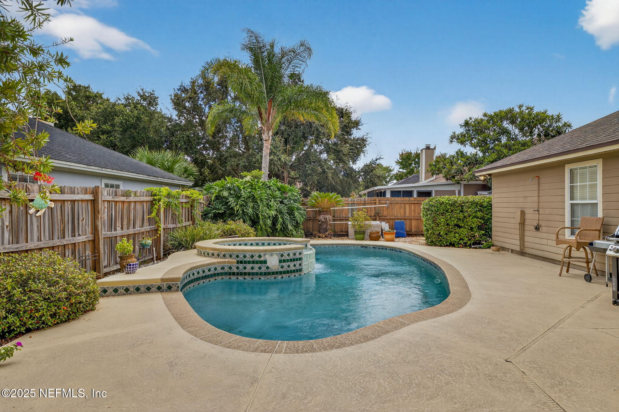 4447 DEEP RIVER Way E