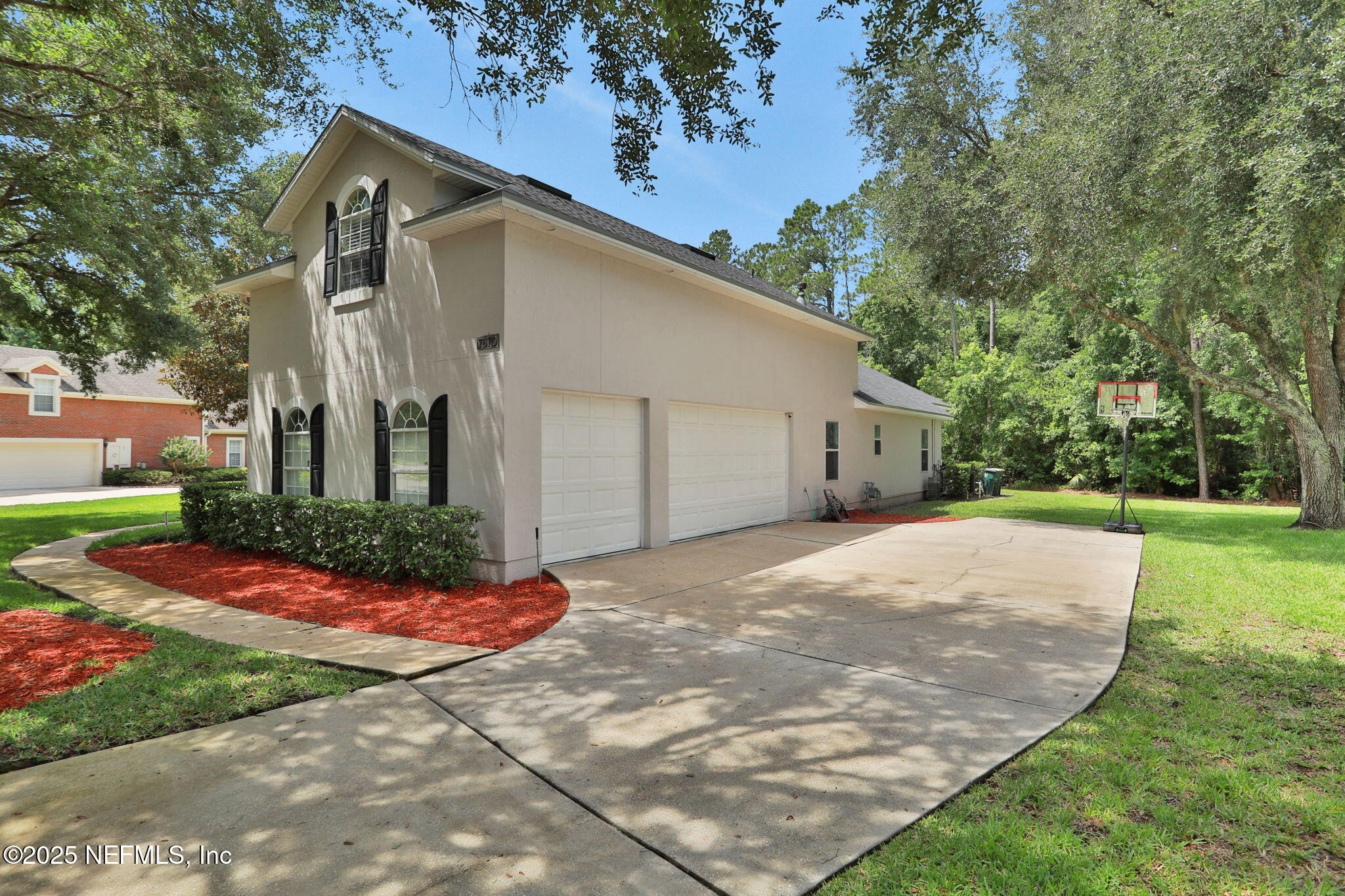 7670 WEXFORD CLUB Drive W