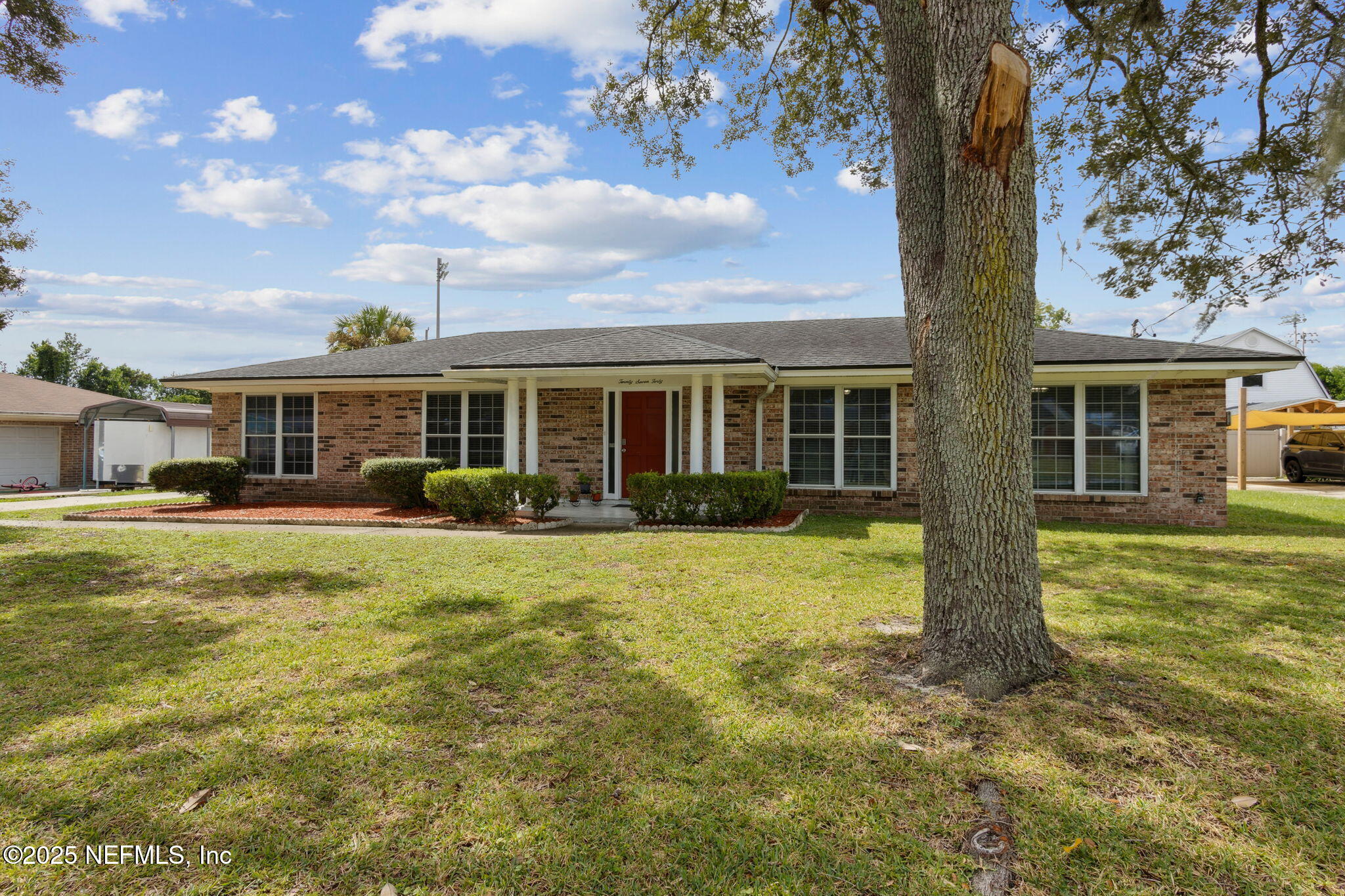 2740 BROOKWOOD Drive