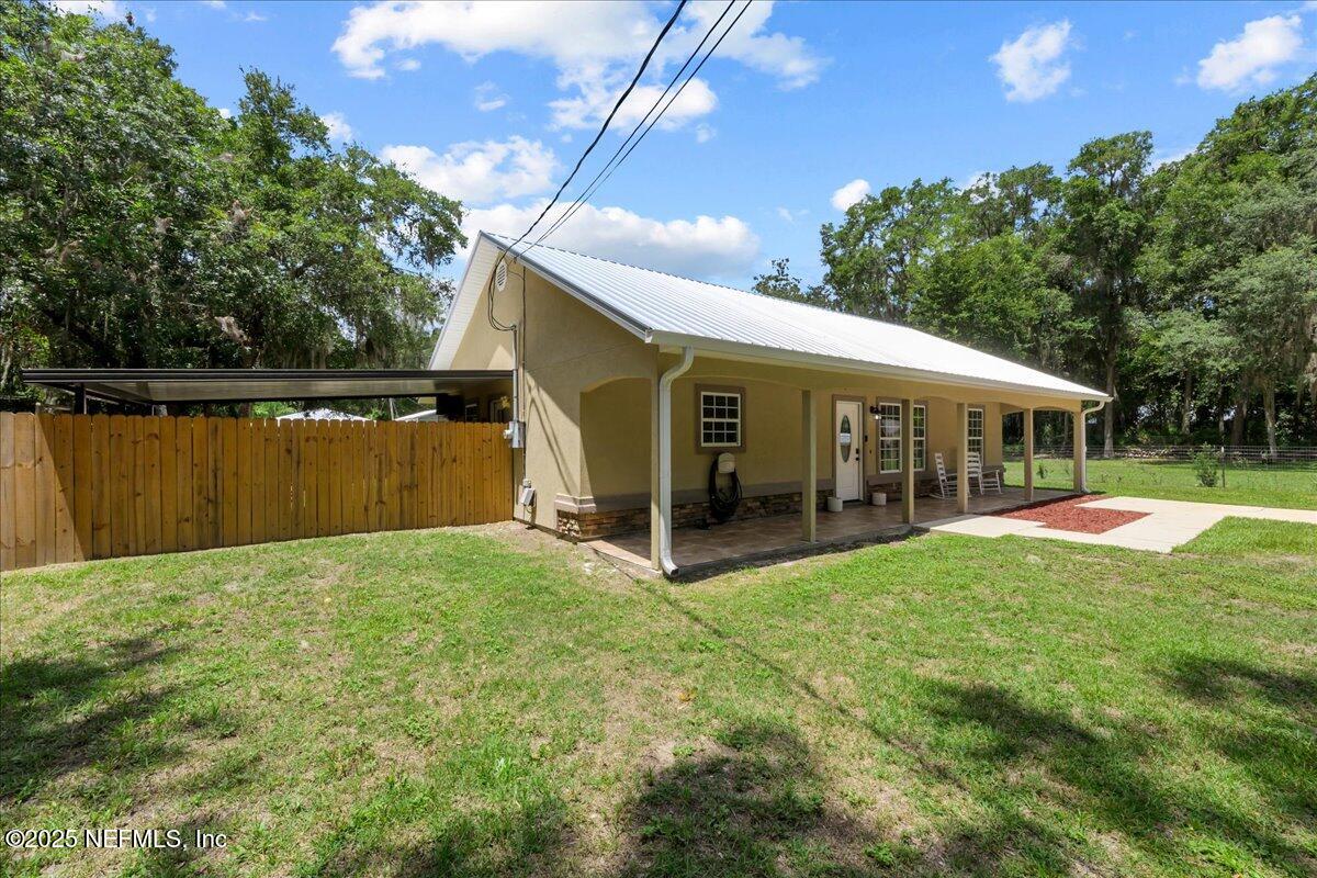 105 OAKWOOD Road
