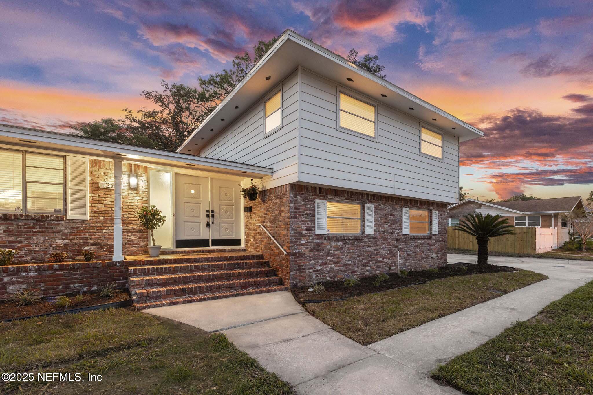 1224 MONTEVIDEO Road