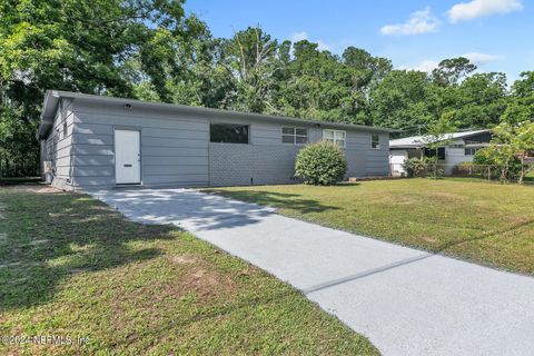 Single Family Residence in Jacksonville FL 4914 OAKSIDE Drive.jpg