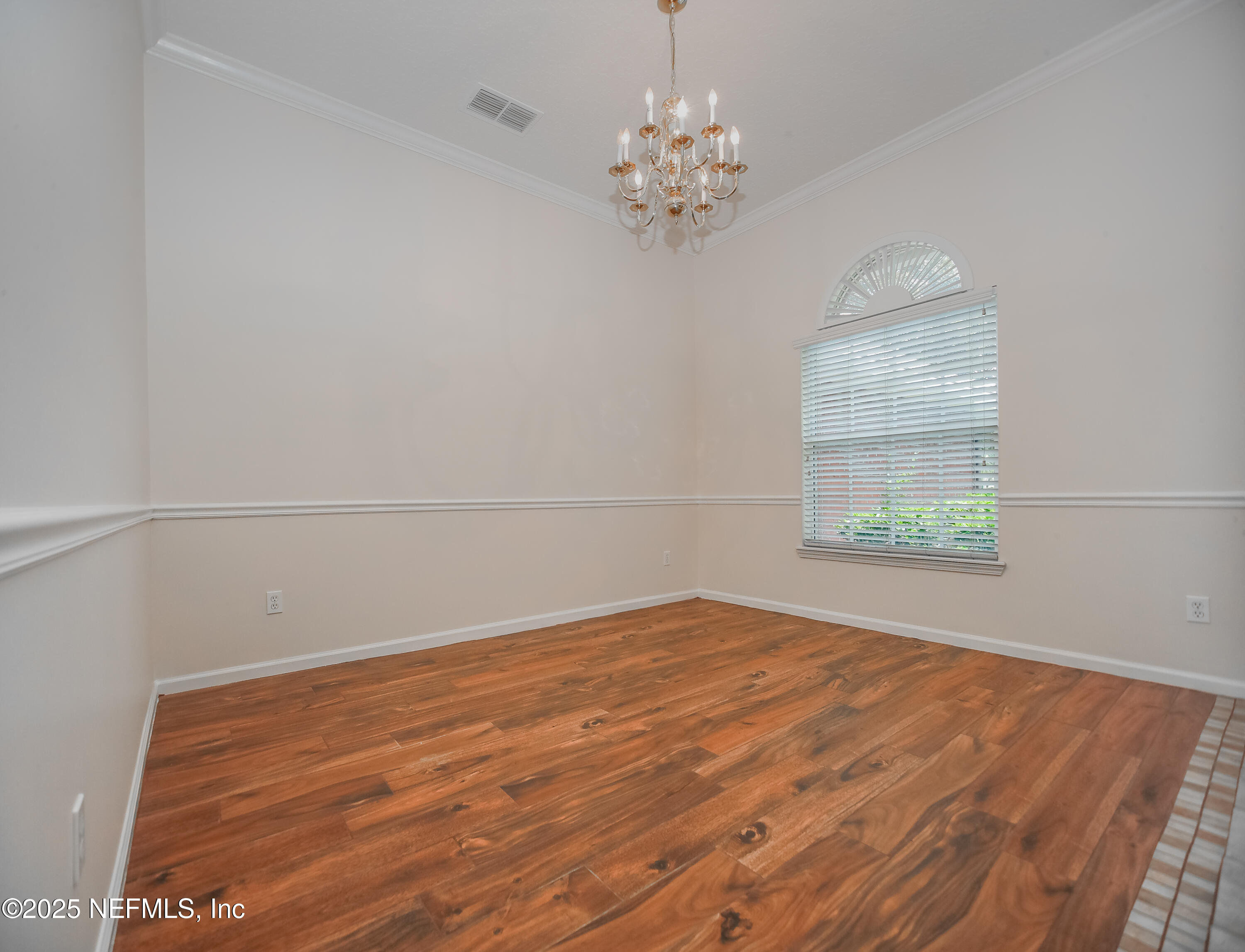 2534 WILLOW CREEK Drive